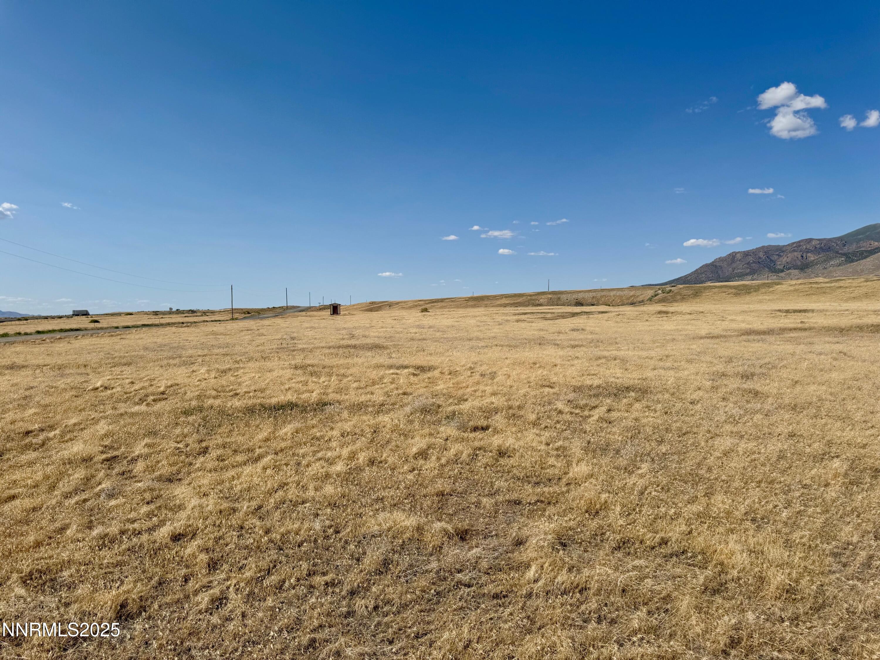 22400 Summit Lake Trail Property Photo 3