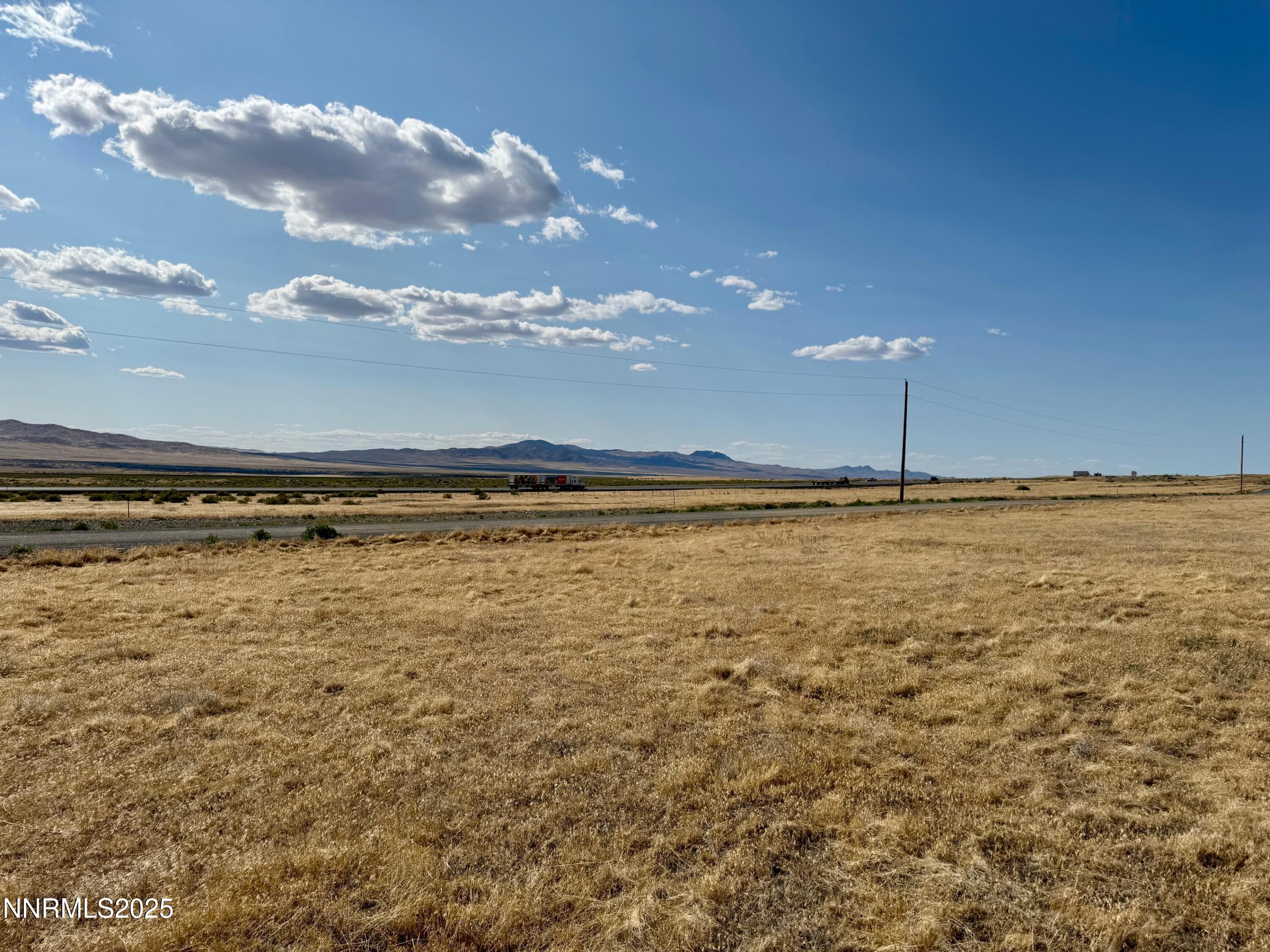 22400 Summit Lake Trail Property Photo 7