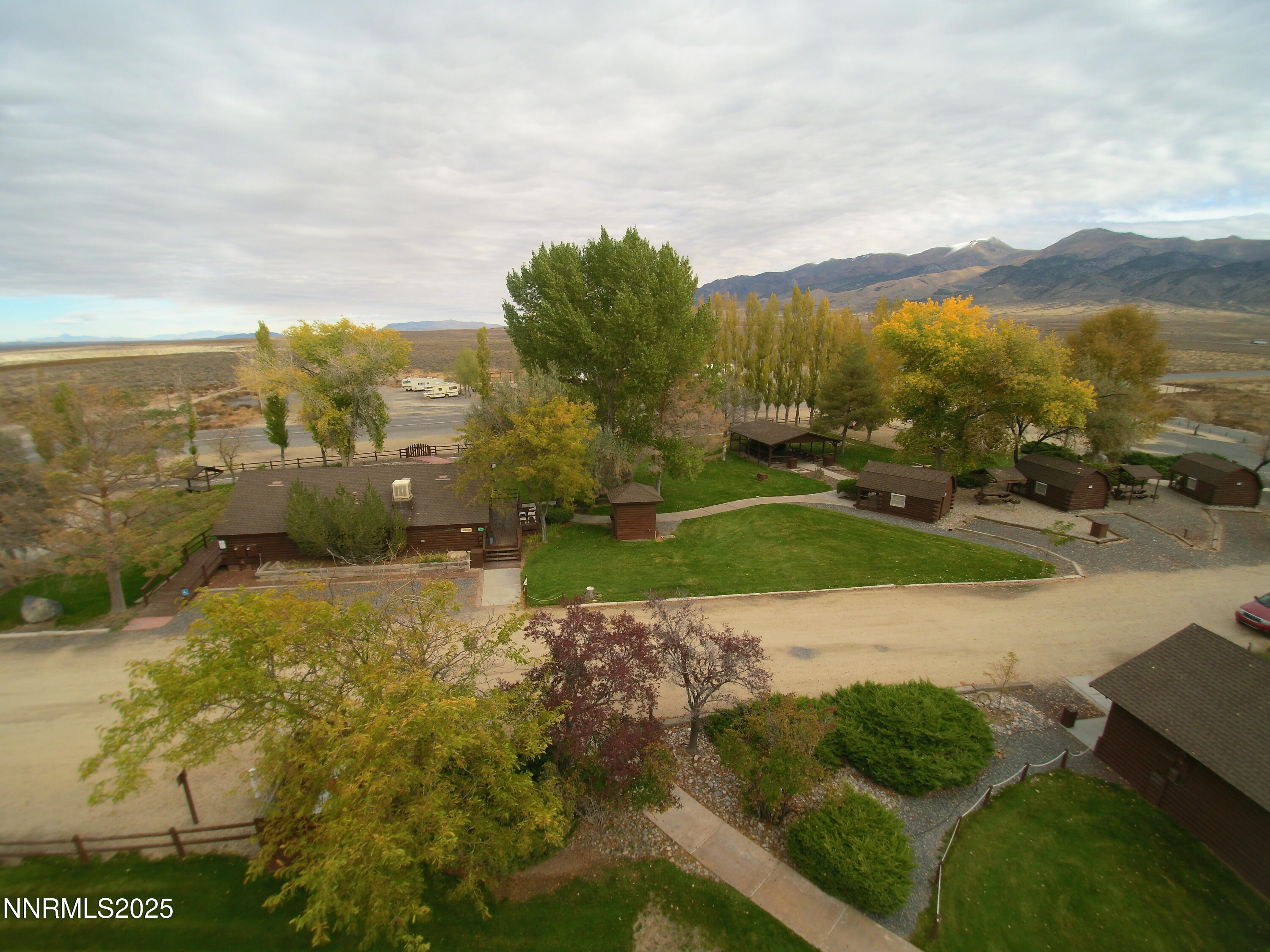 22400 Summit Lake Trail Property Photo 17