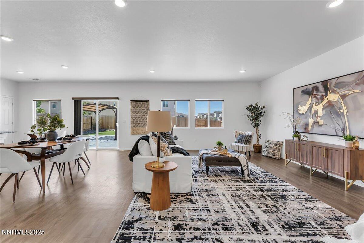 1394 Granary Park Avenue Property Photo 3