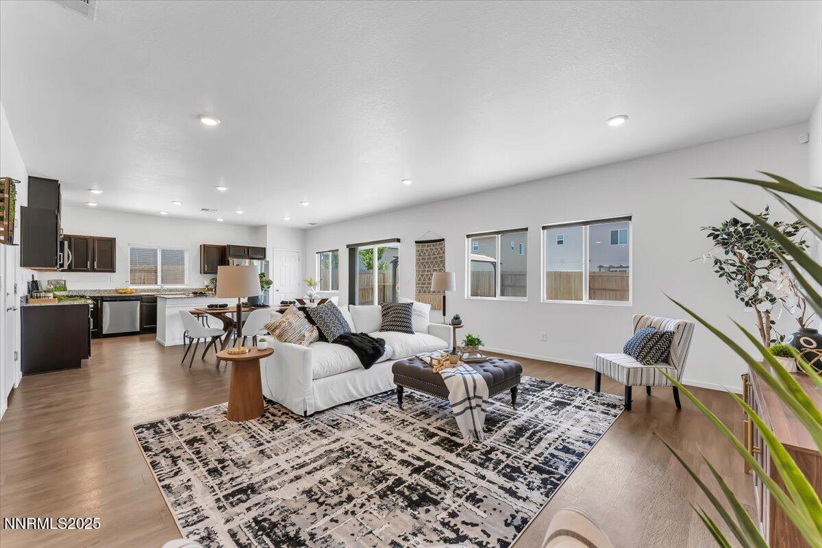 1394 Granary Park Avenue Property Photo 4