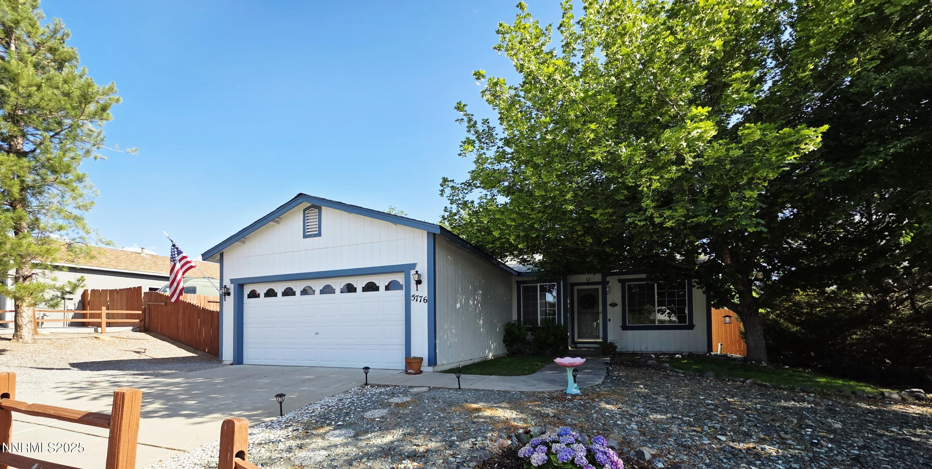 5776 Sculptor Court Property Photo 1