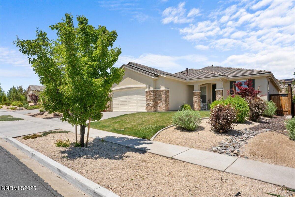 9225 Sassafras Trail Property Photo 3