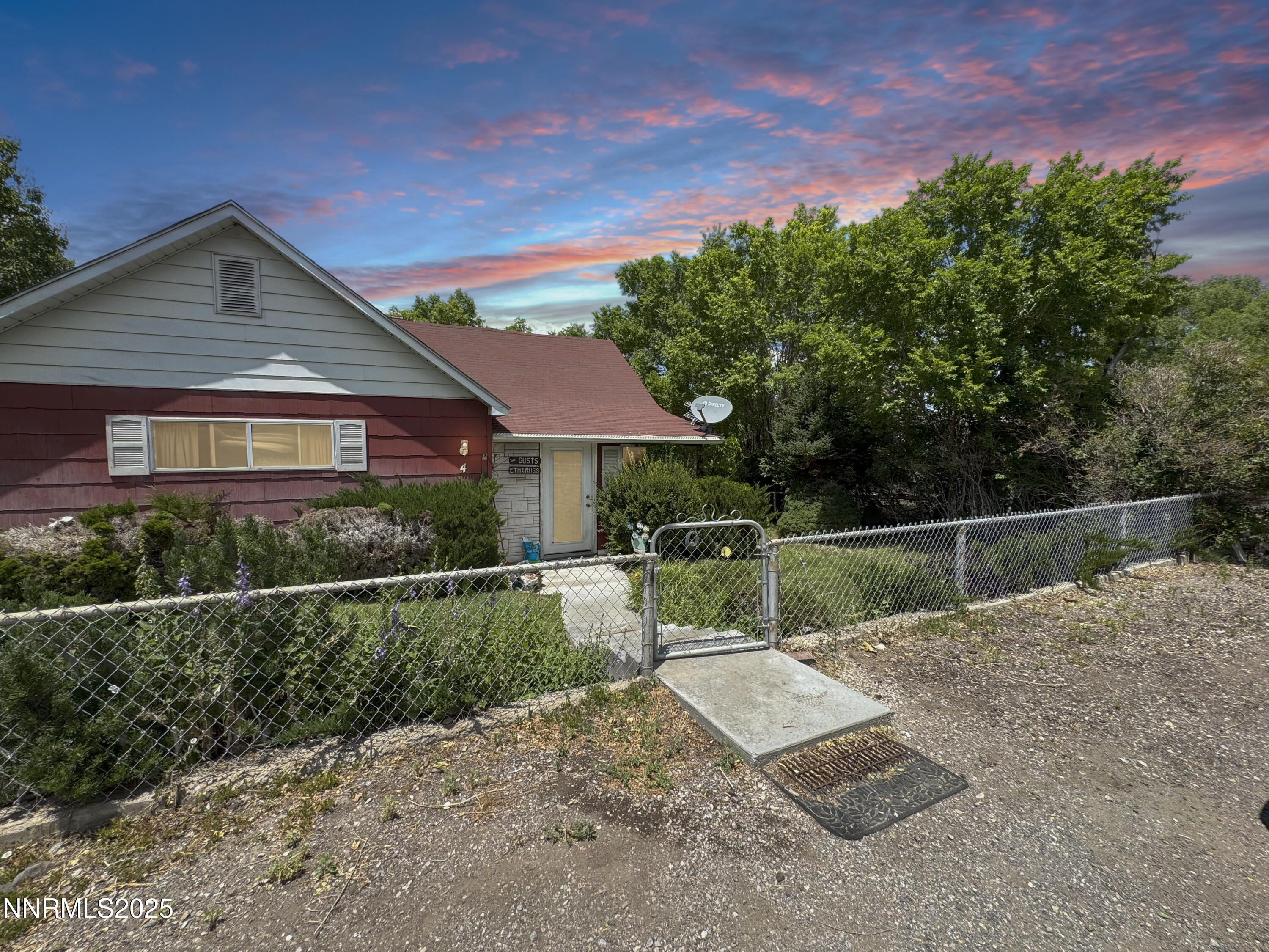 4 3rd Street Property Photo 1