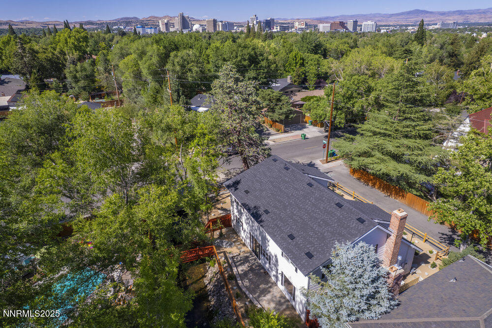 1120 Monroe Court