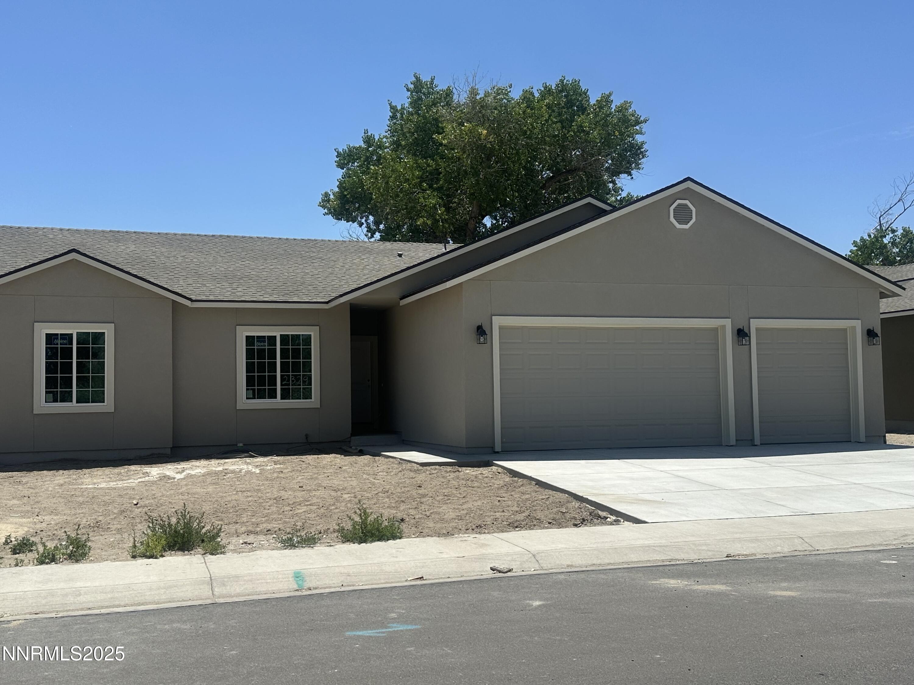 2329 Verona Drive Property Photo 1