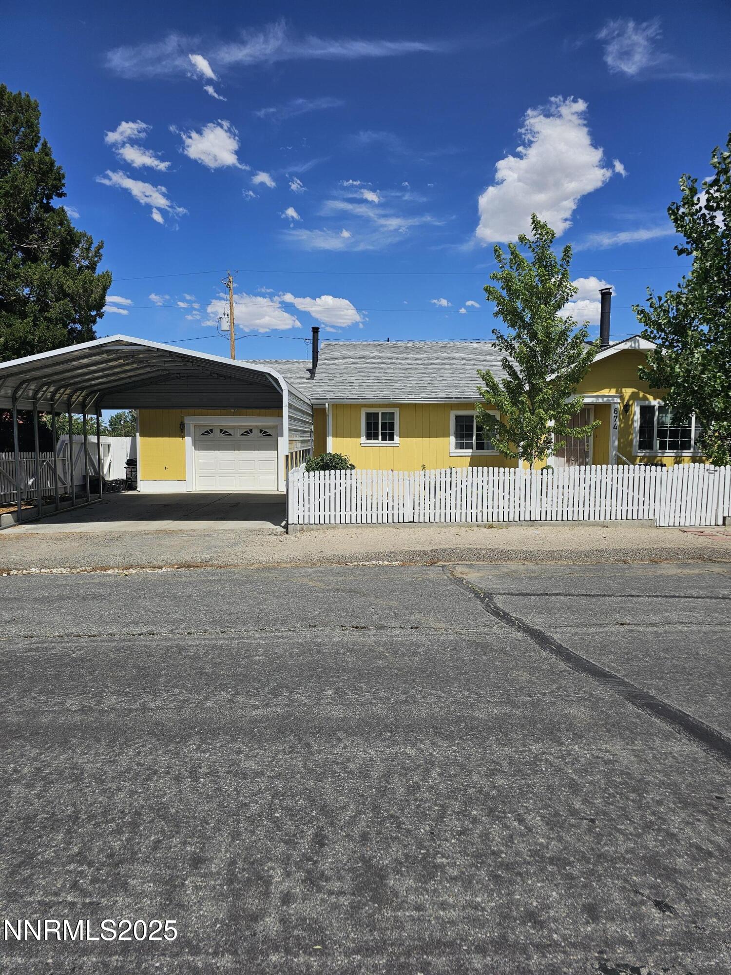 674 B Street Property Photo 2