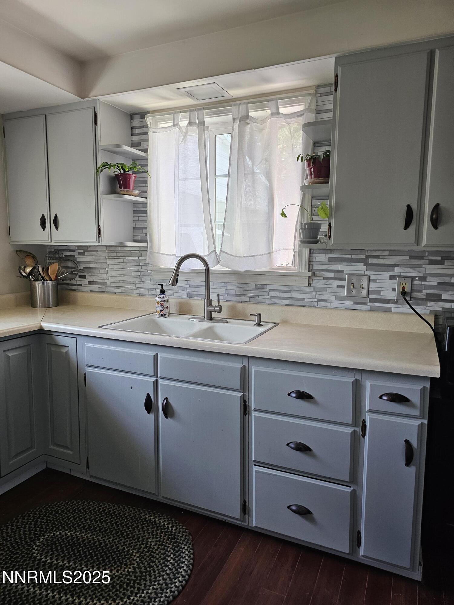 674 B Street Property Photo 20