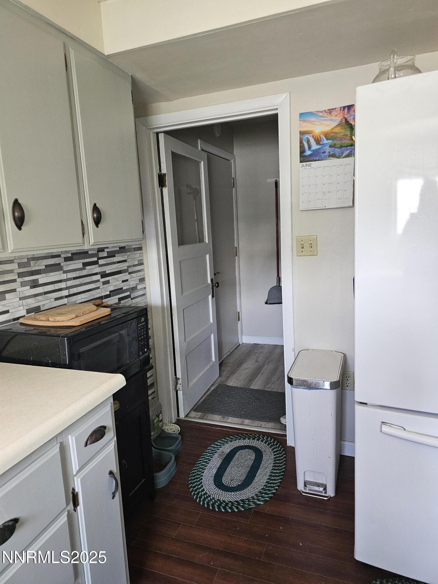 674 B Street Property Photo 23