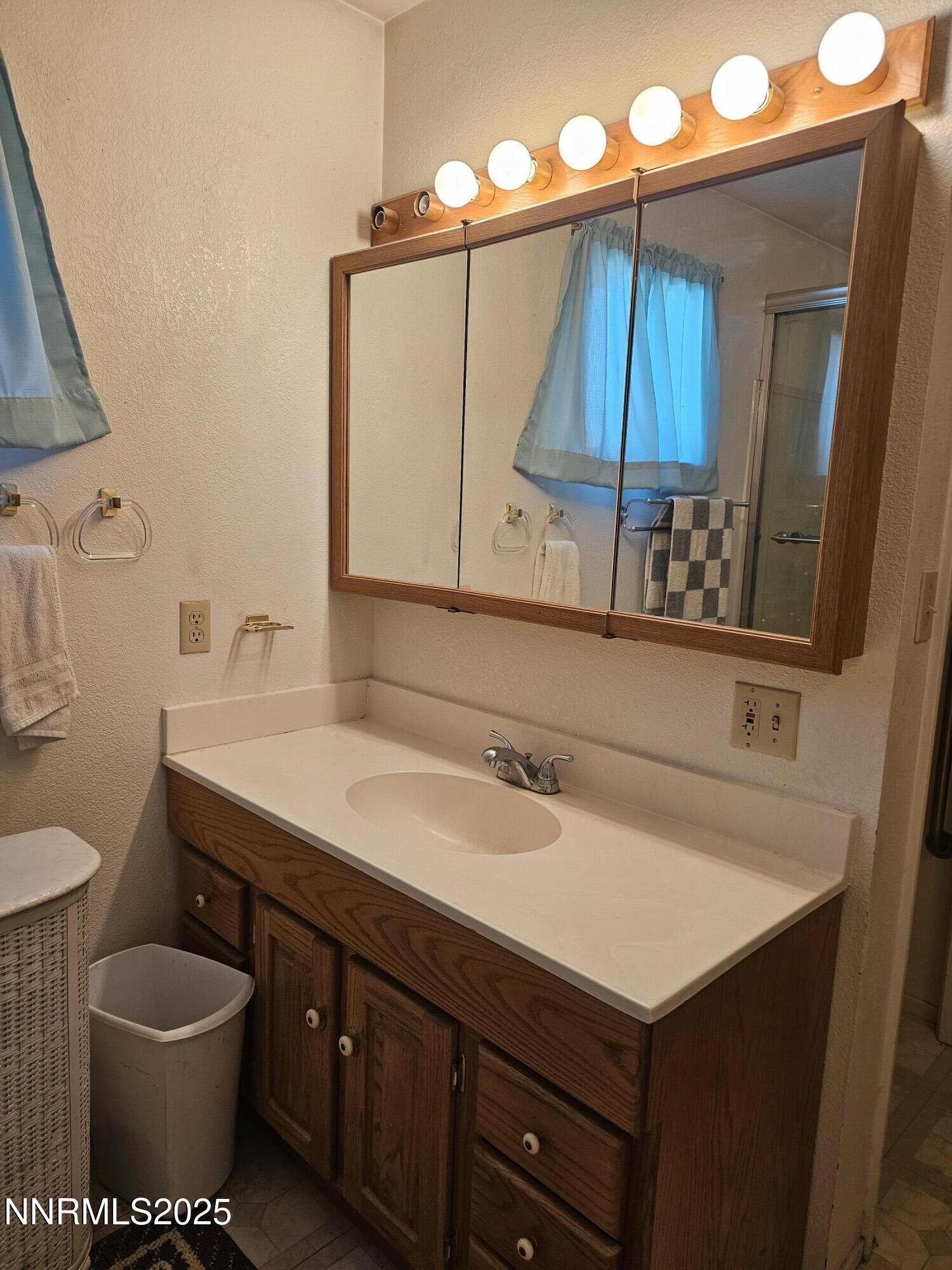 674 B Street Property Photo 31