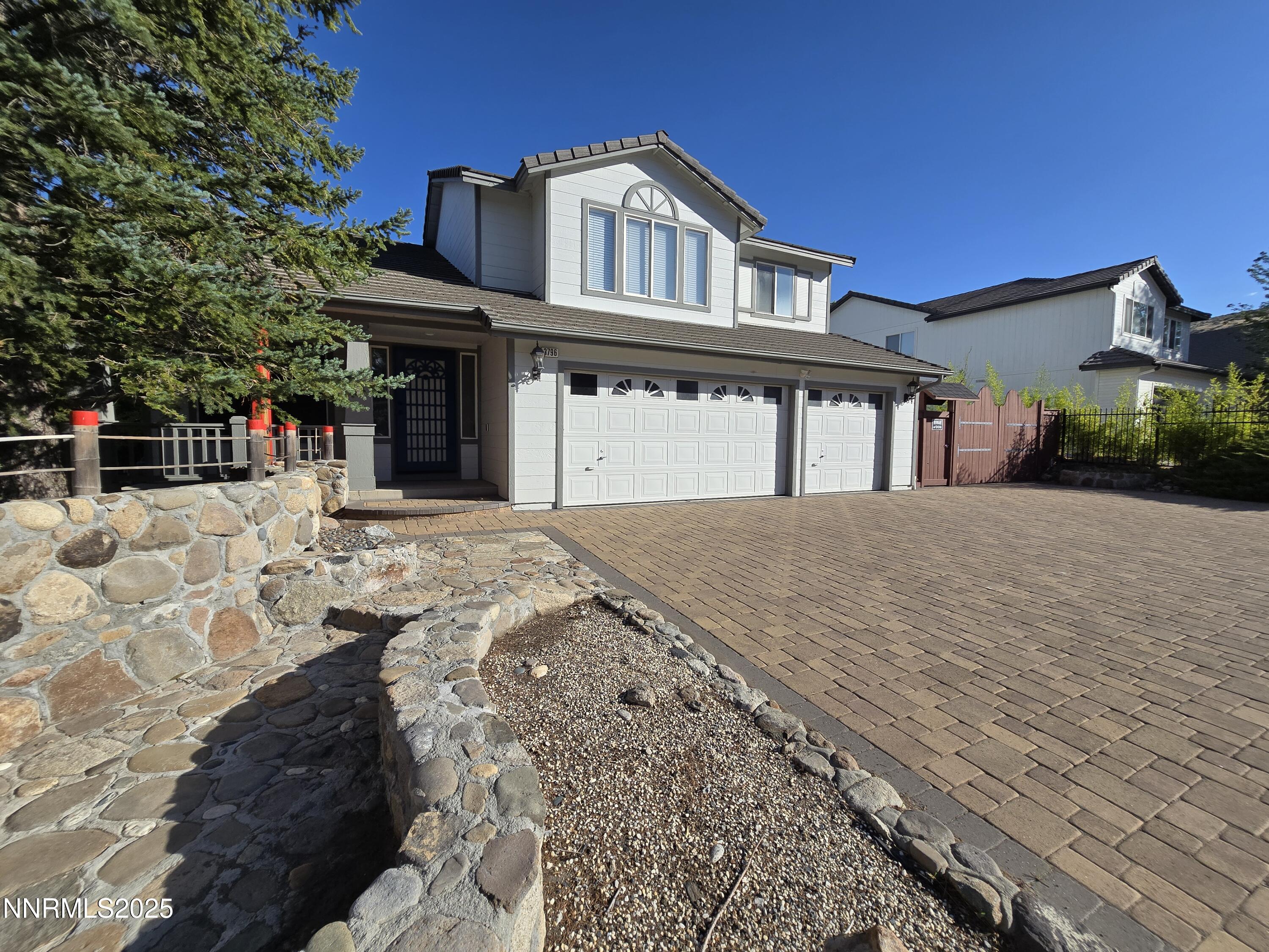 3796 Bellingham Drive Property Photo 1