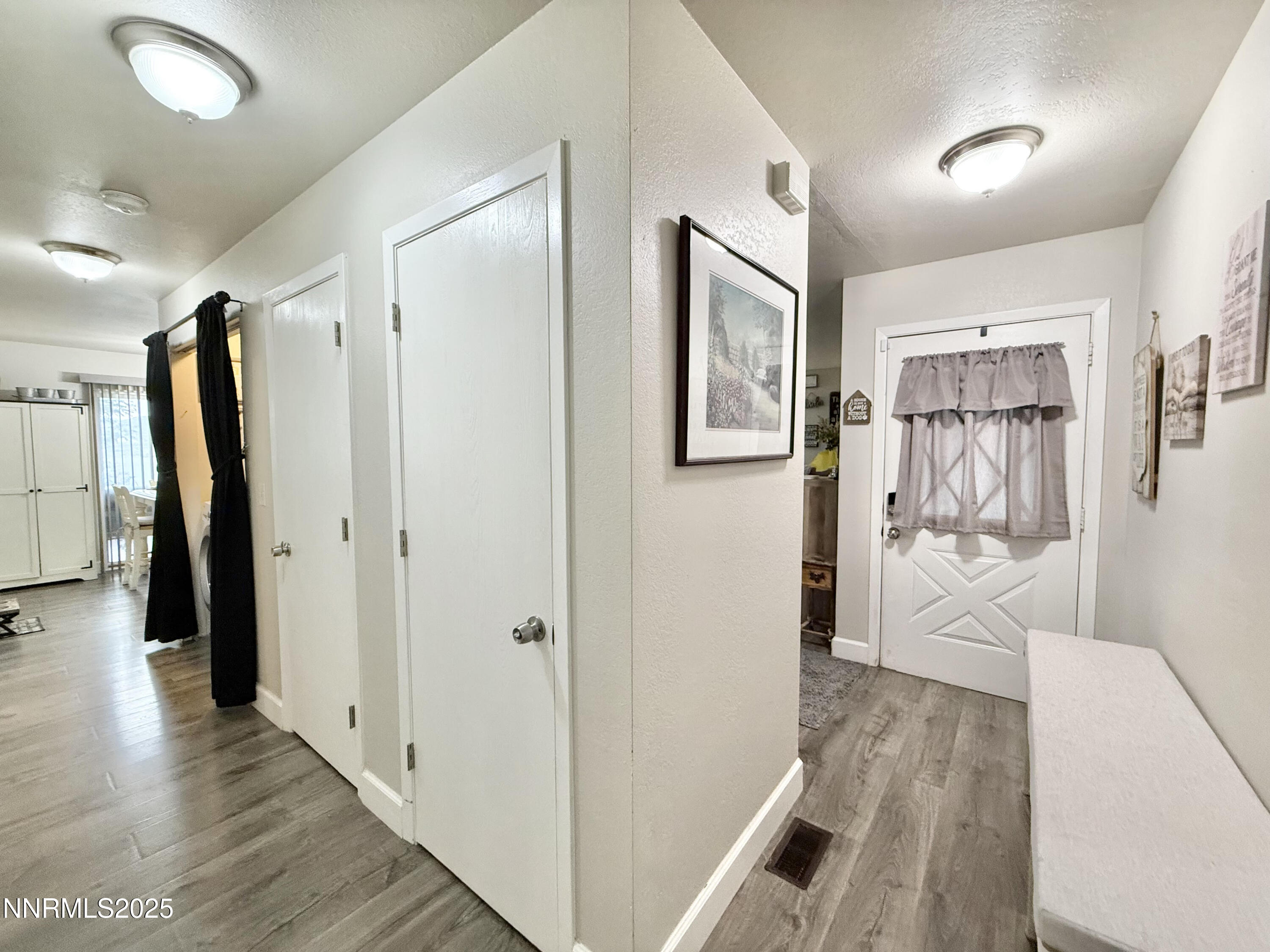 1451 Jennings Court Property Photo 3