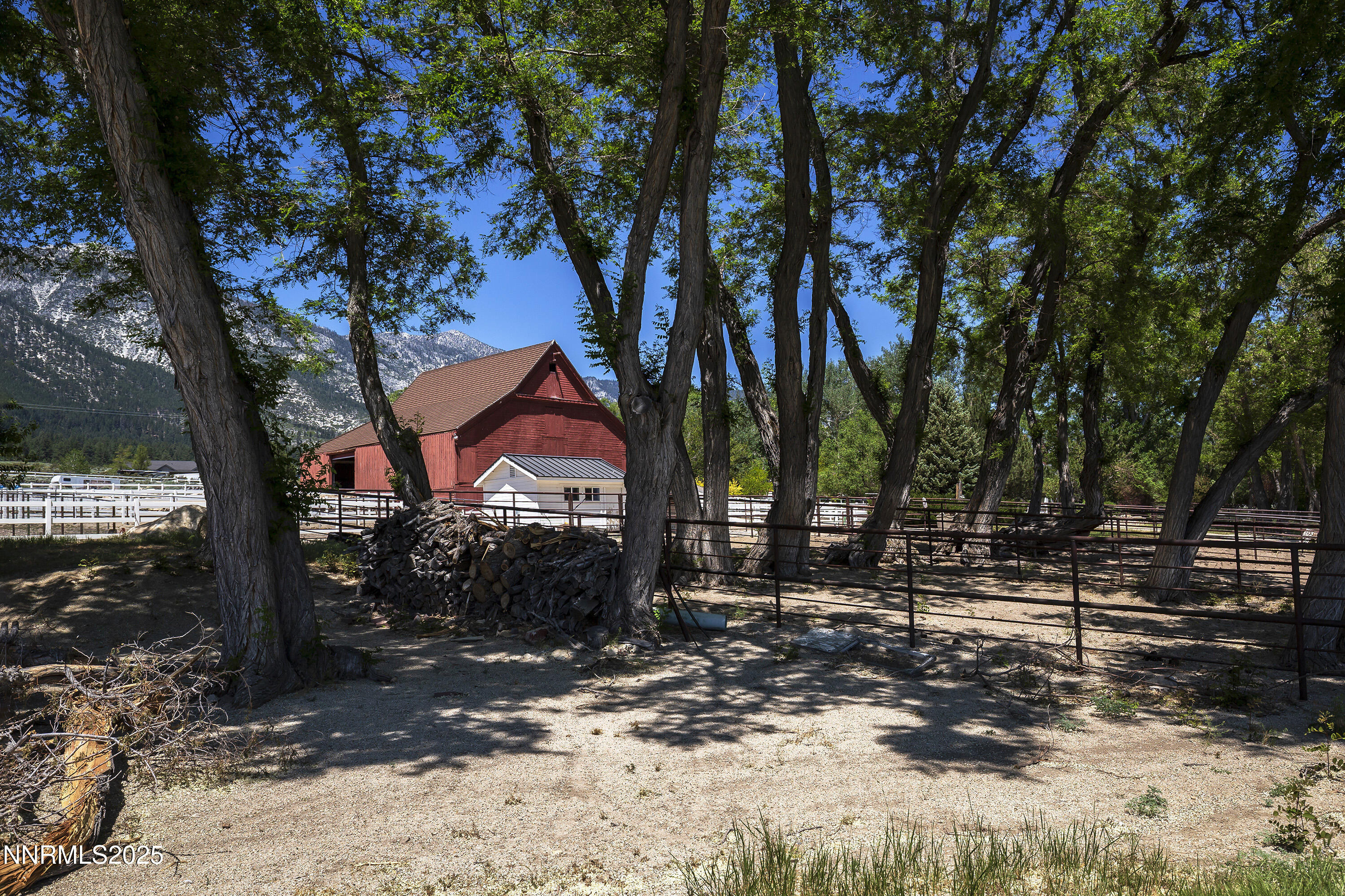 775 Foothill Road Property Photo 5