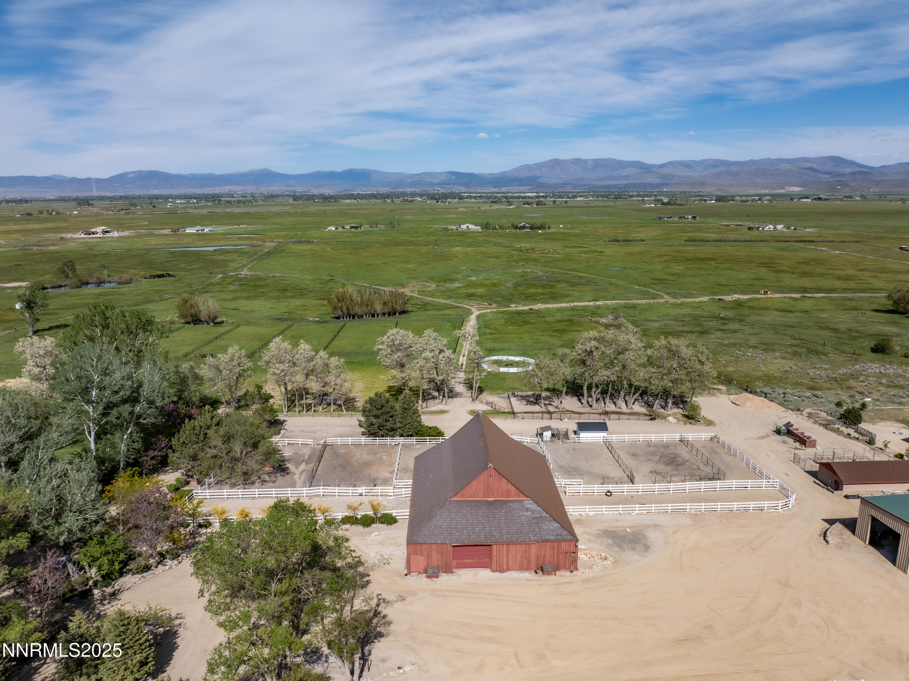 775 Foothill Road Property Photo 9