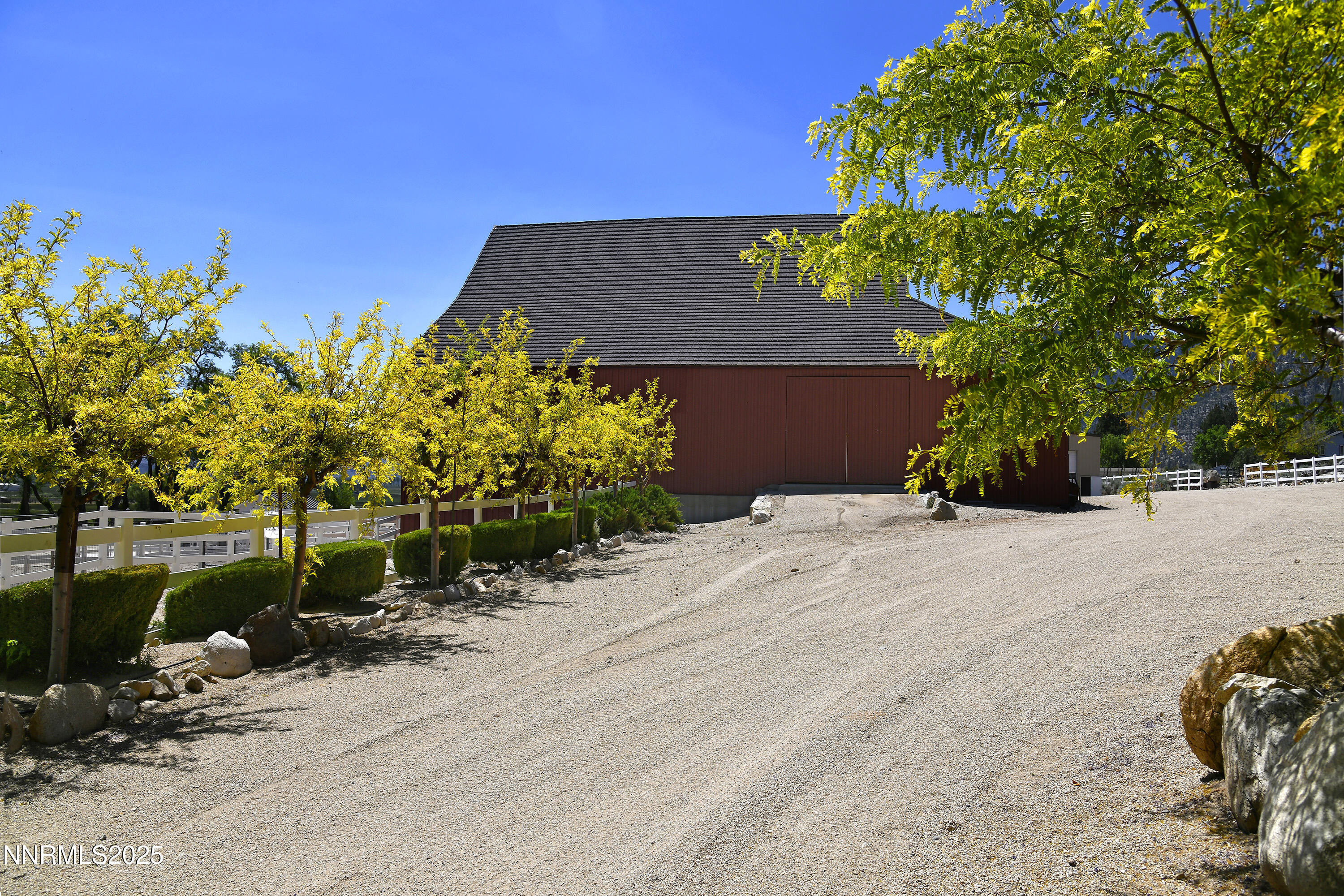 775 Foothill Road Property Photo 23