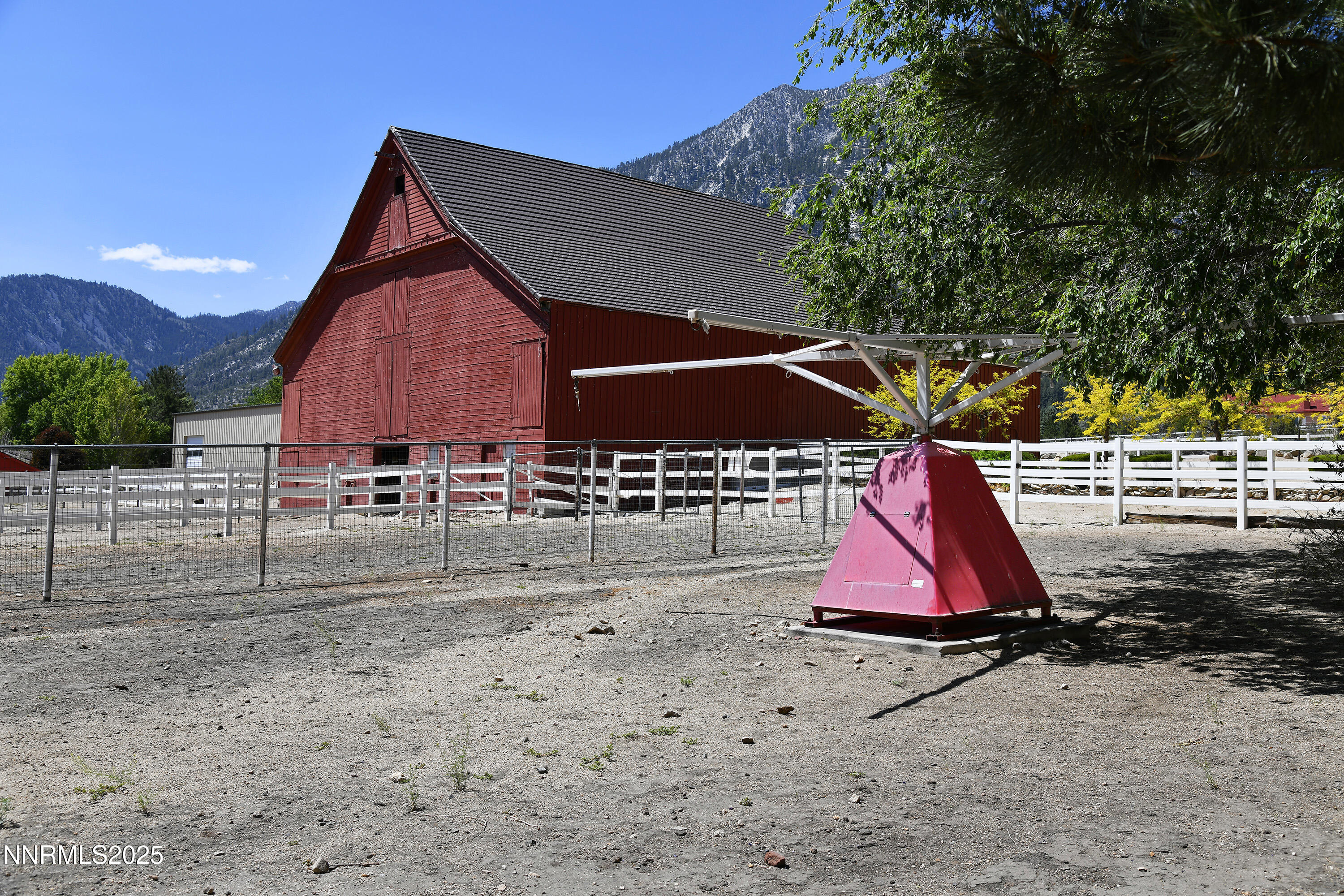 775 Foothill Road Property Photo 25