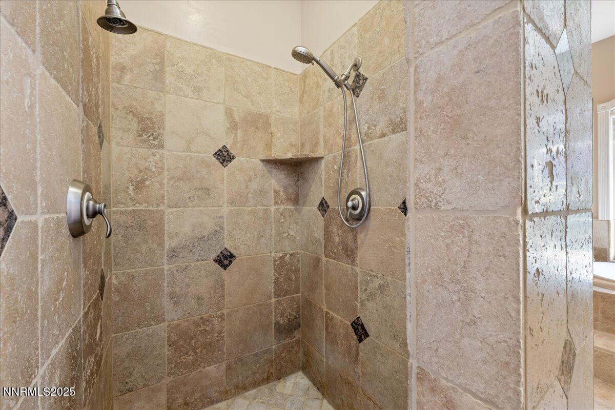 4990 Mountainshyre Road Property Photo 36