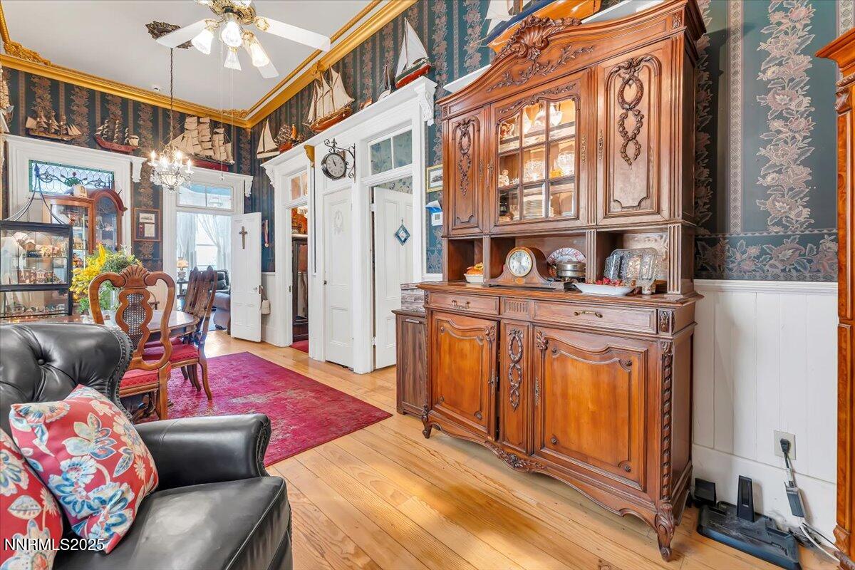 158 S B Street Property Photo 14