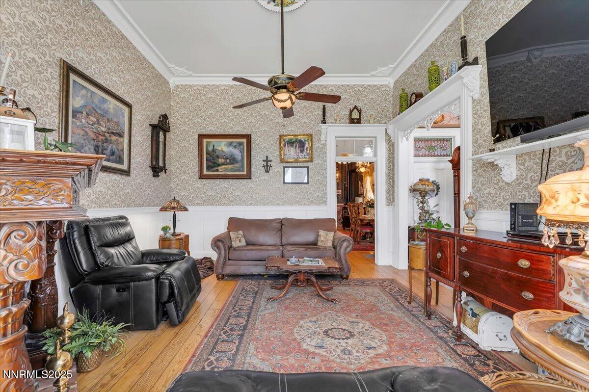 158 S B Street Property Photo 7