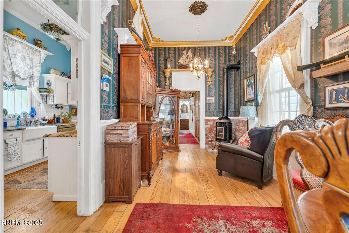 158 S B Street Property Photo 11