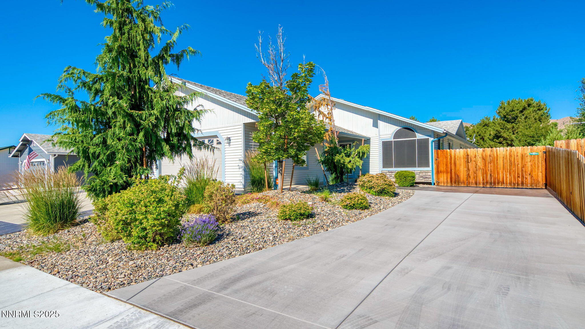 2015 Flycatcher Drive Property Photo 1