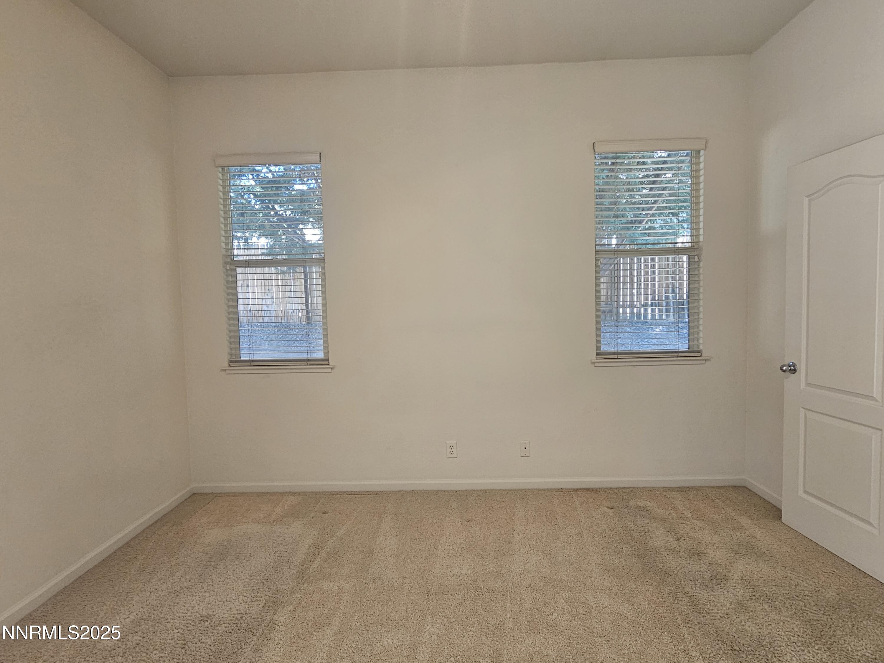 2735 Avenida De Landa Property Photo 21