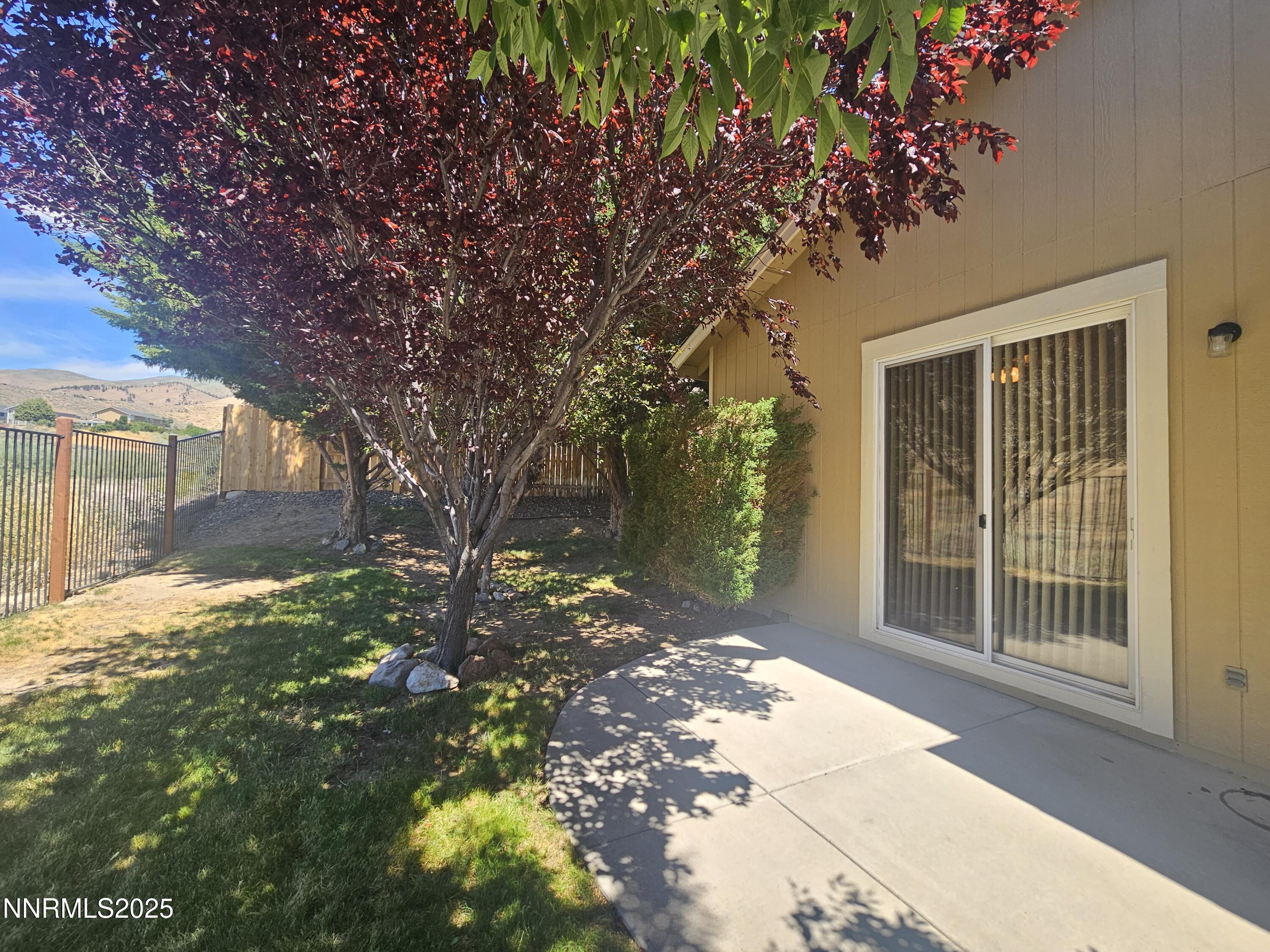 2735 Avenida De Landa Property Photo 28