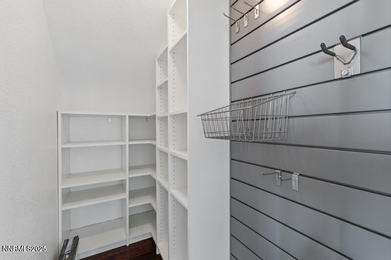 2720 Peavine Pines Court Property Photo 14