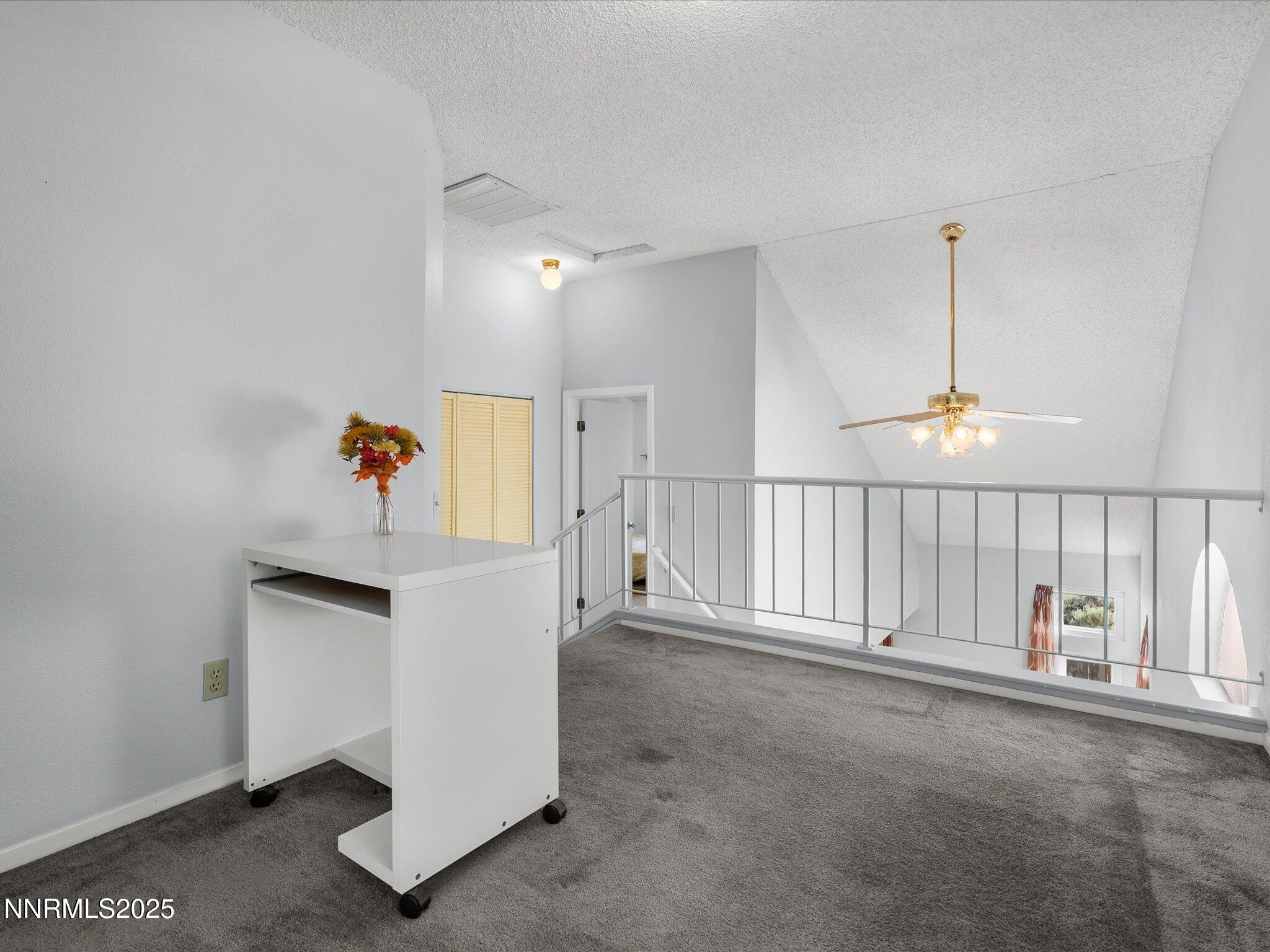 4325 Leeward Lane Property Photo 18