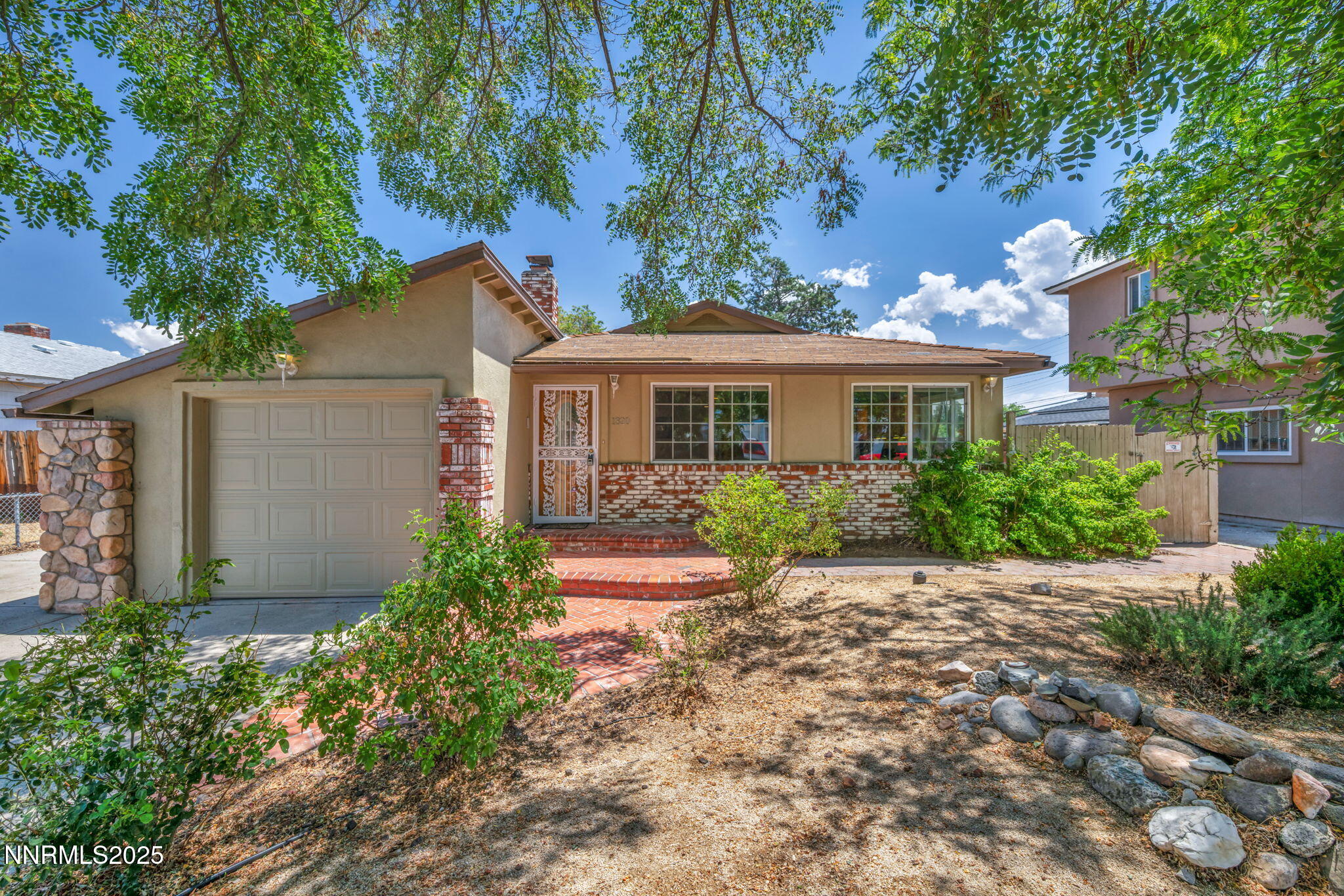 1320 Yori Avenue Property Photo 1