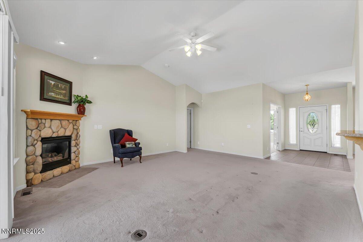 955 Lasso Way Property Photo 10