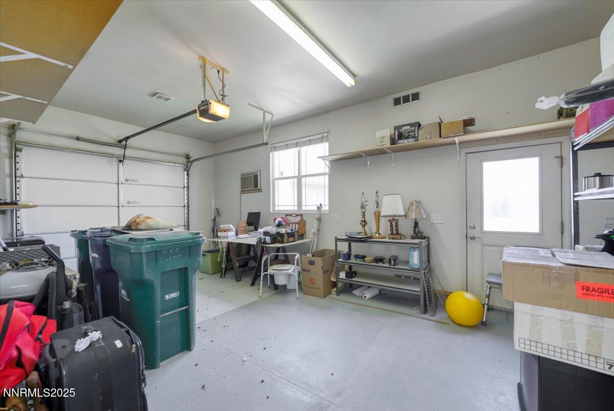 955 Lasso Way Property Photo 32