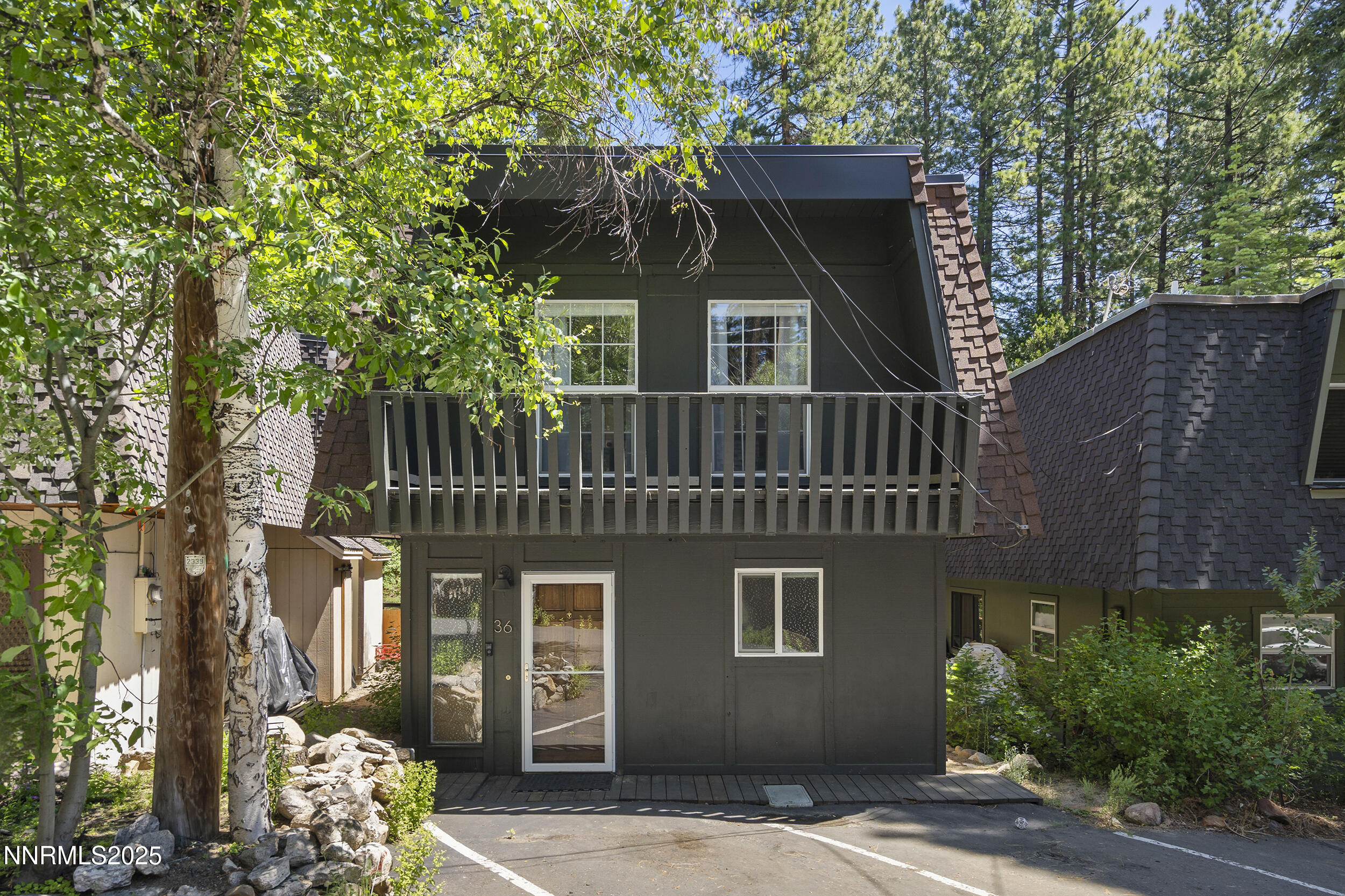 978 Glenrock Drive Property Photo 1