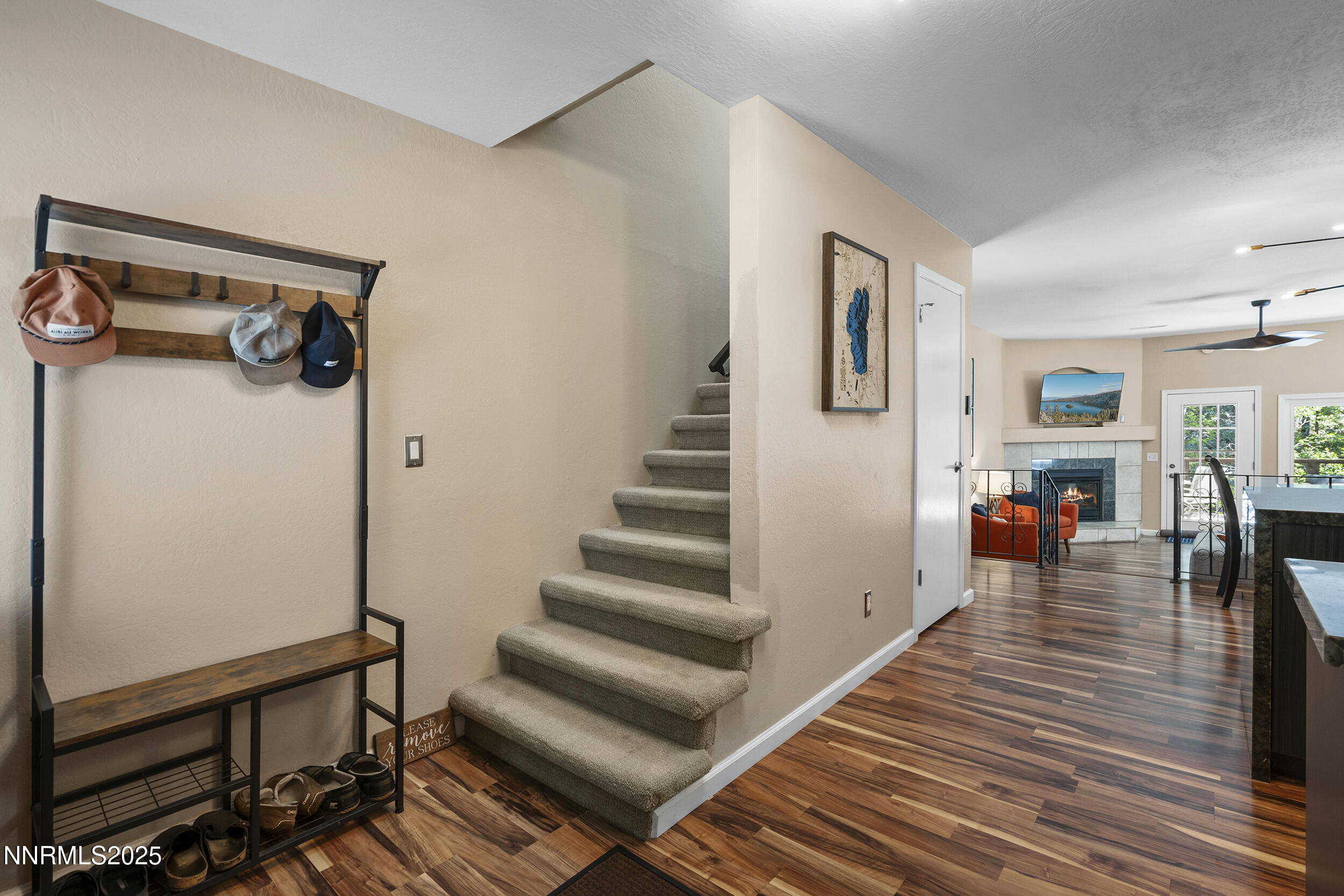 978 Glenrock Drive Property Photo 14