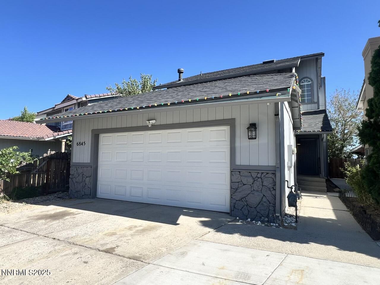 6845 Forsythia Way Property Photo 1