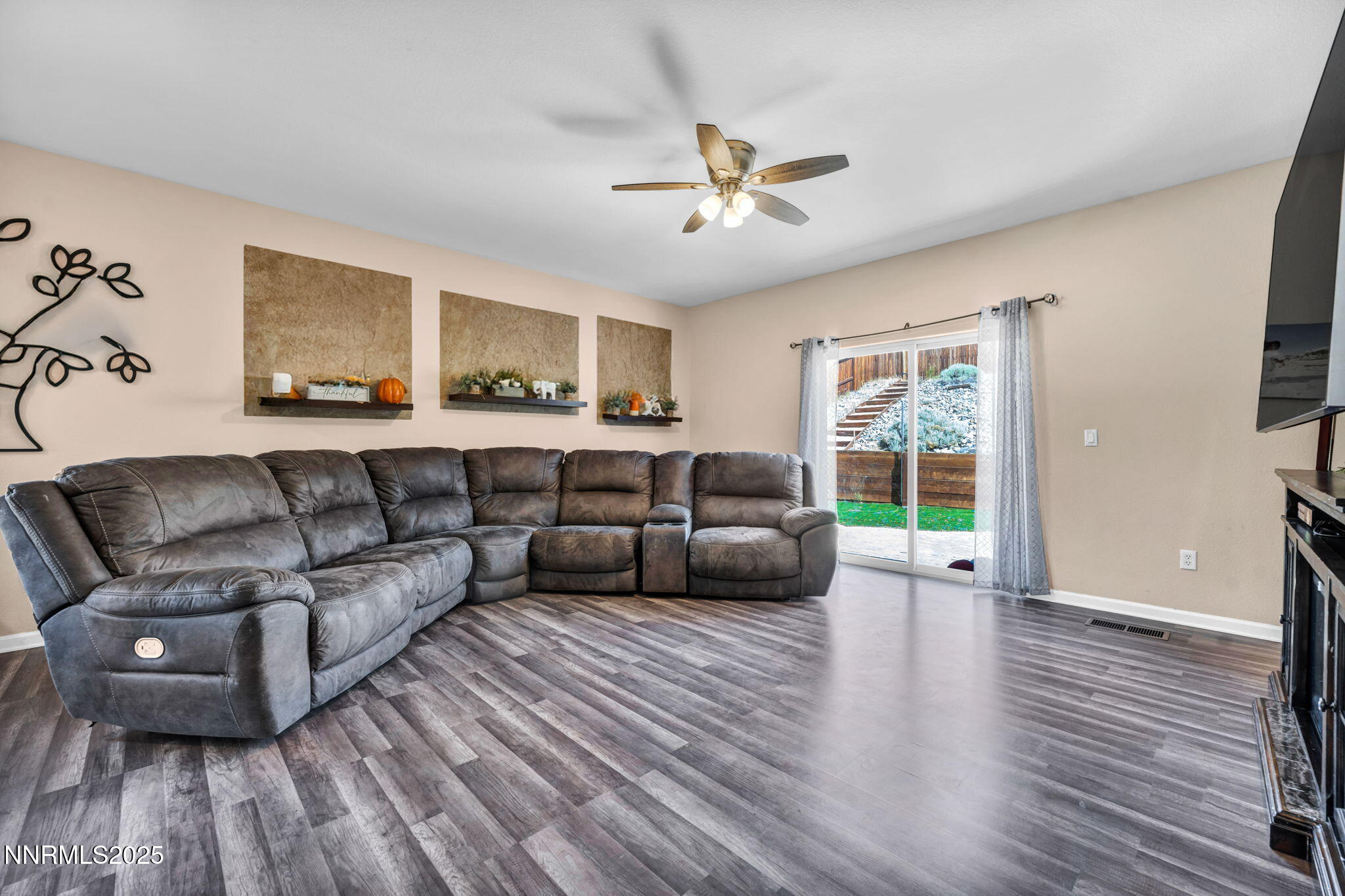 365 Orrcrest Drive Property Photo 2