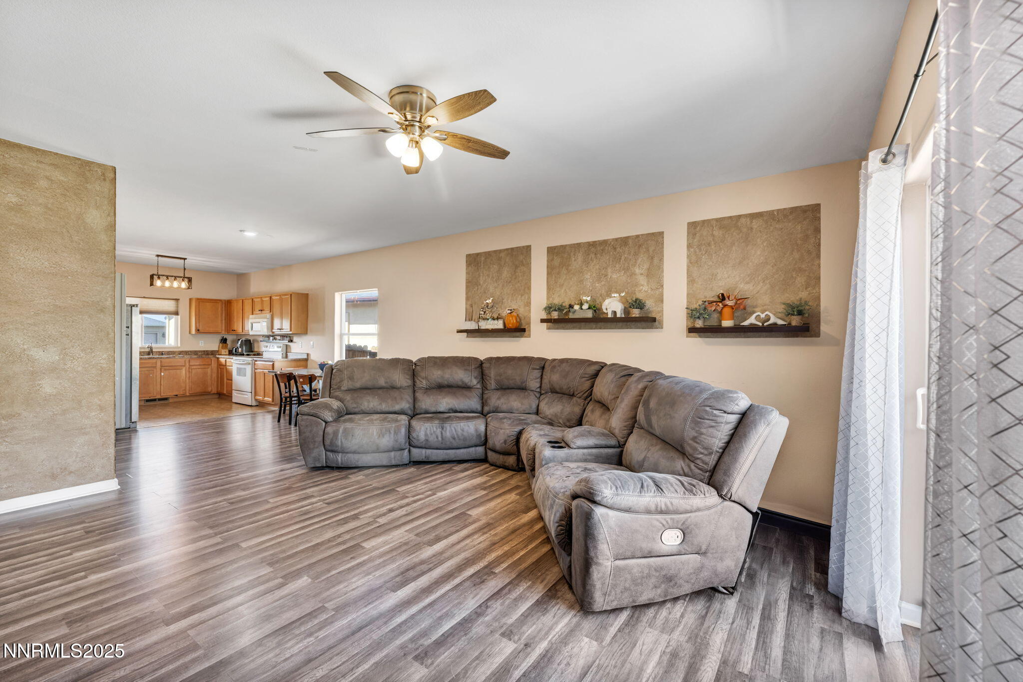 365 Orrcrest Drive Property Photo 3