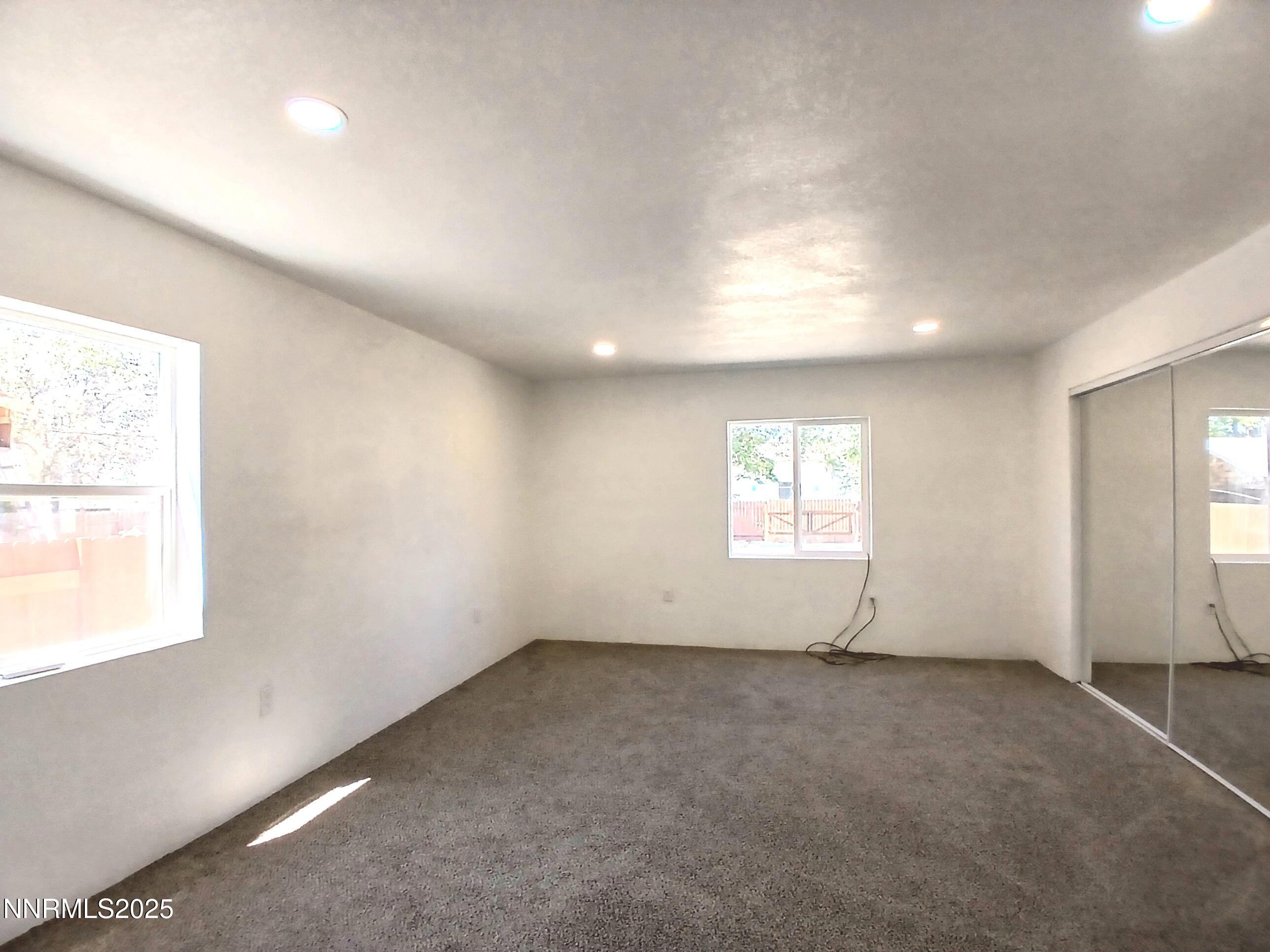 635 Grinnel Avenue Property Photo 4