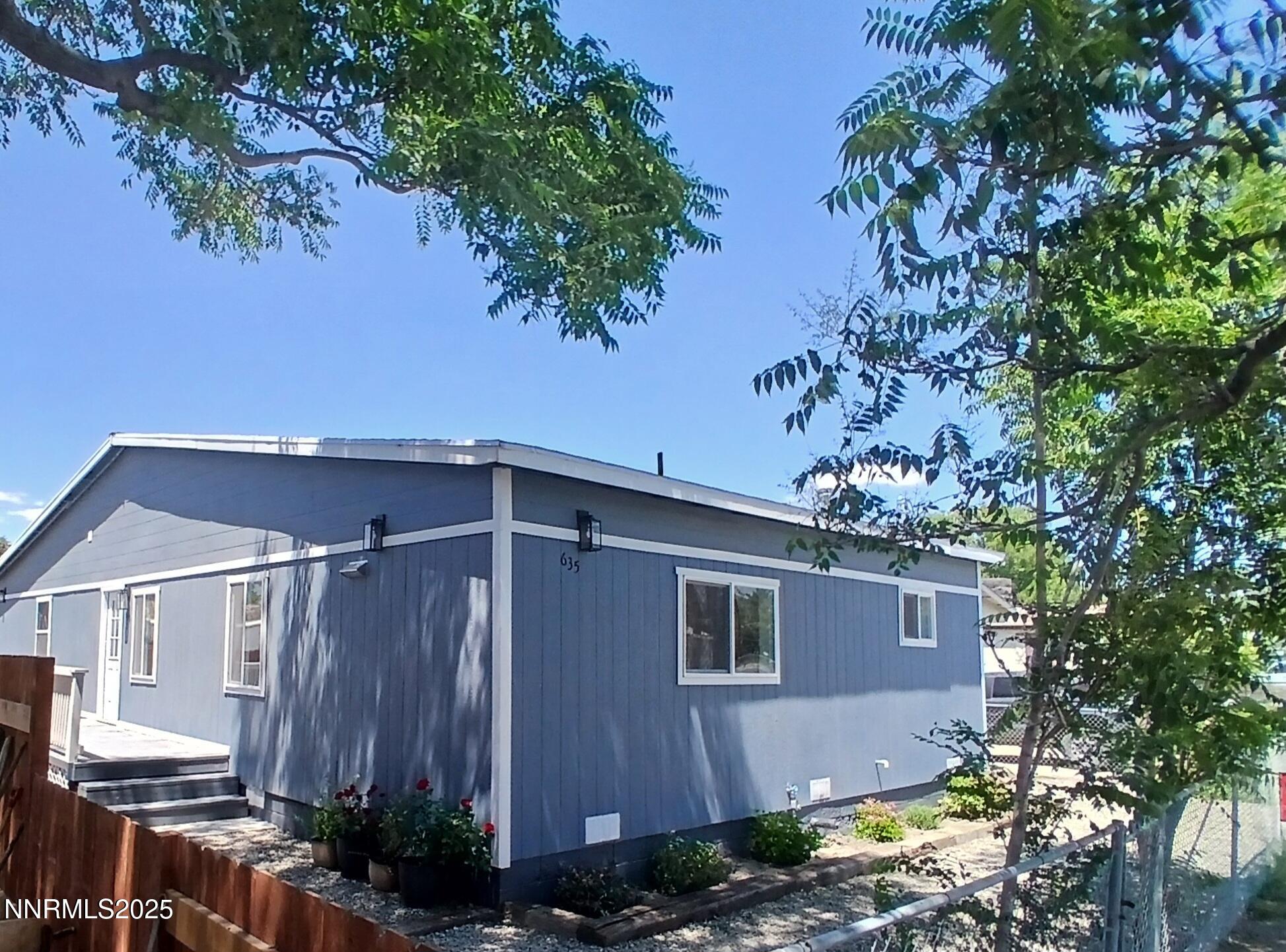 635 Grinnel Avenue Property Photo 7