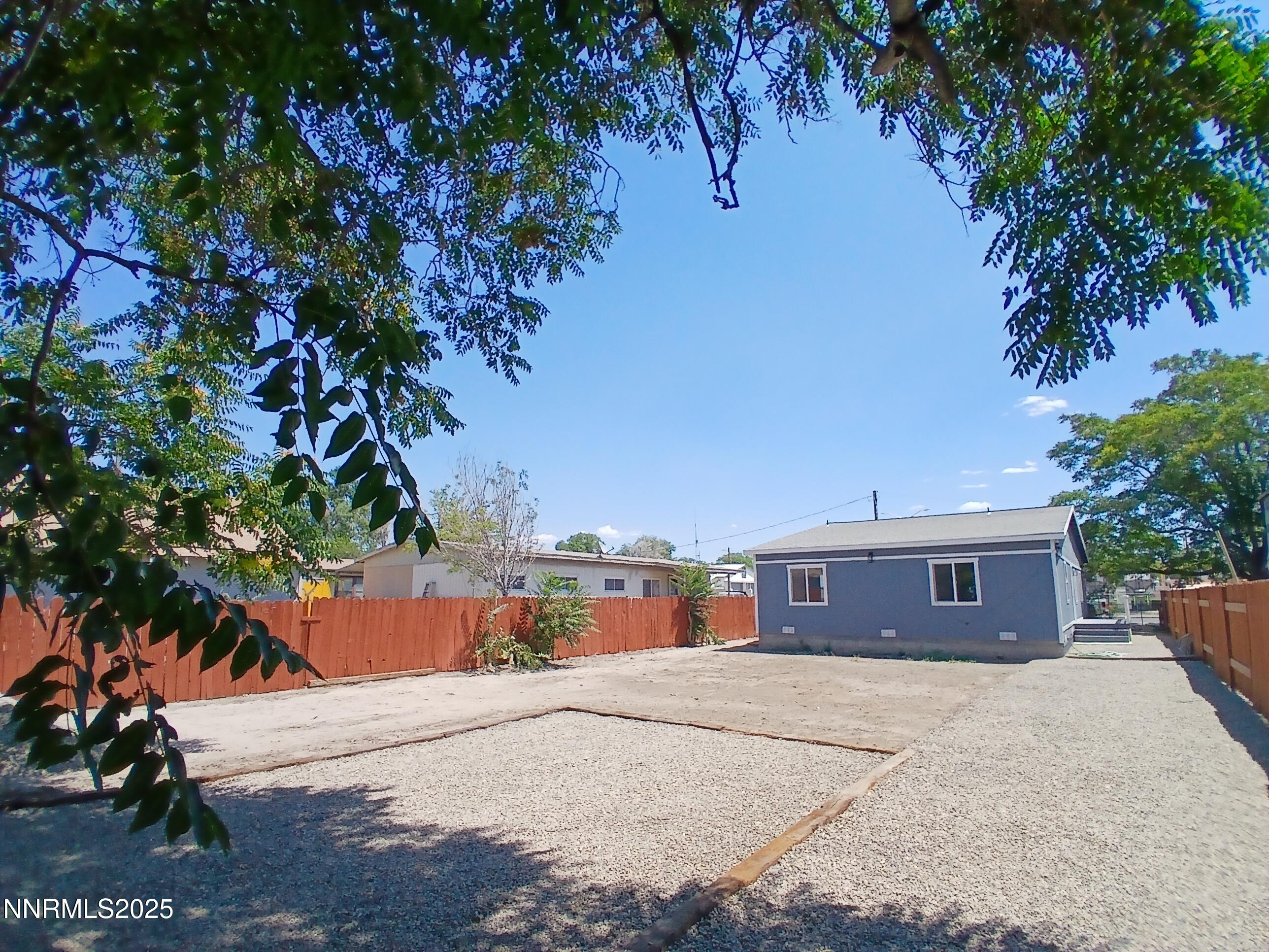 635 Grinnel Avenue Property Photo 9