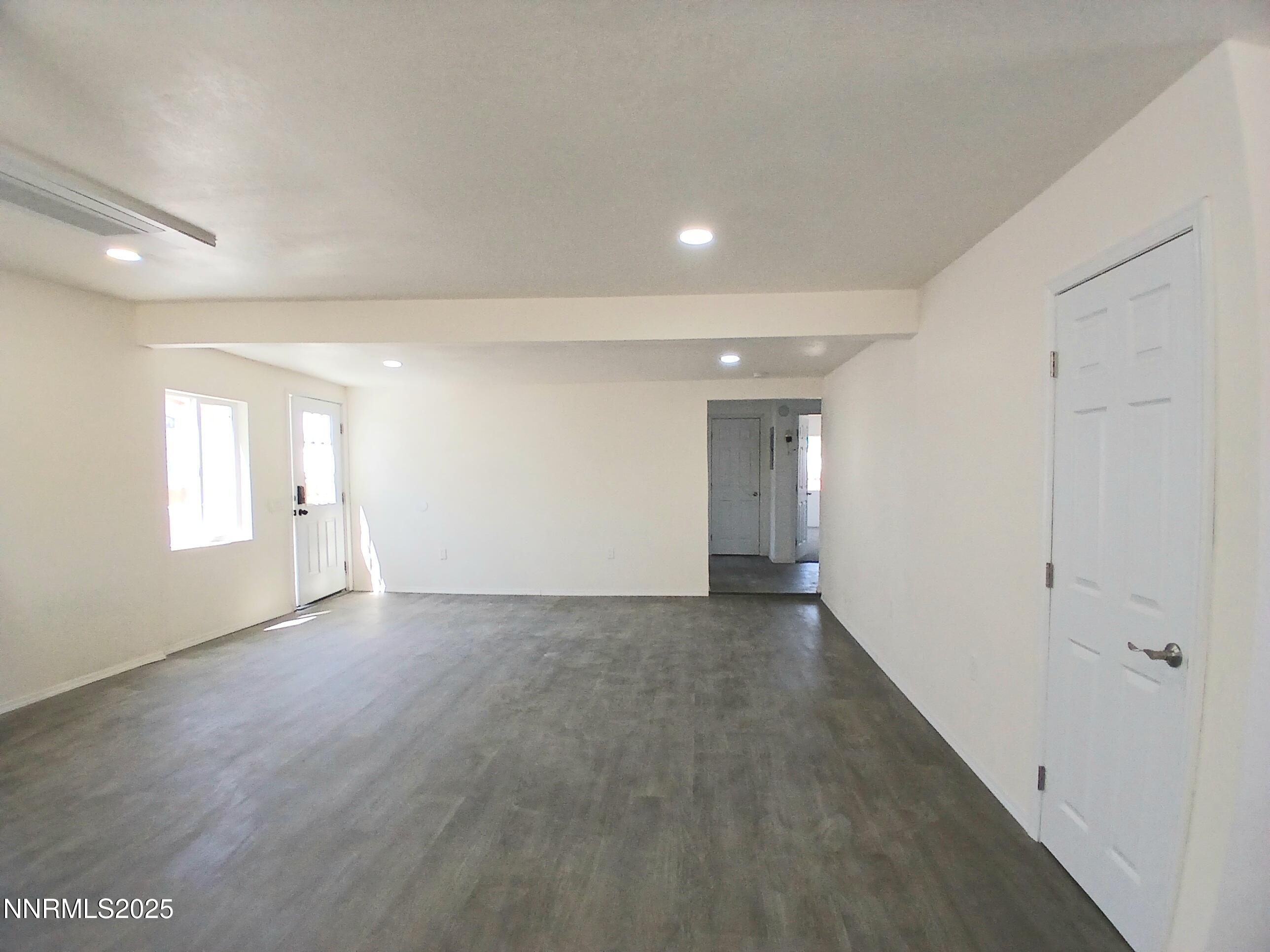 635 Grinnel Avenue Property Photo 16