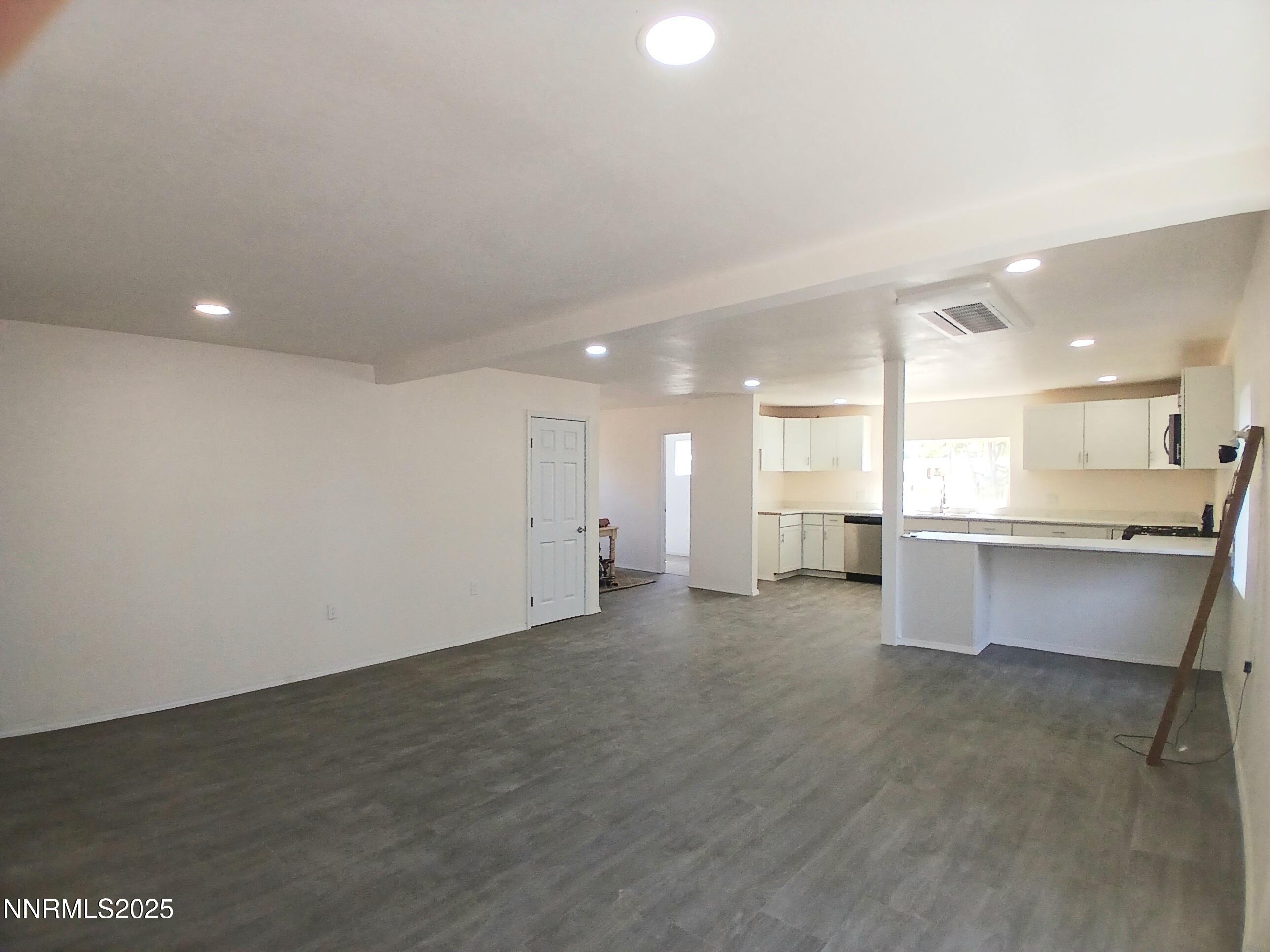 635 Grinnel Avenue Property Photo 17