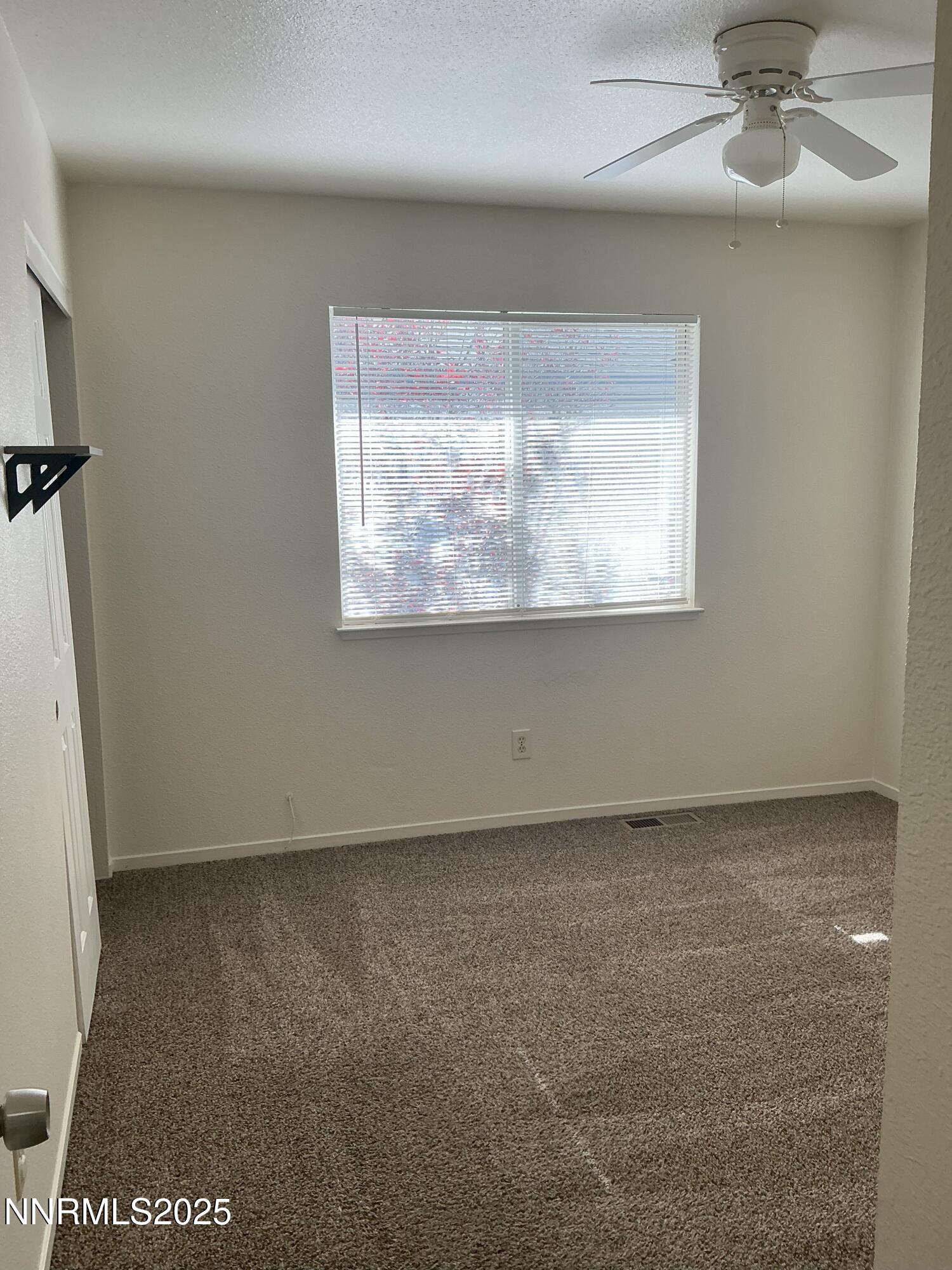 3913 Pheasant Drive Property Photo 11