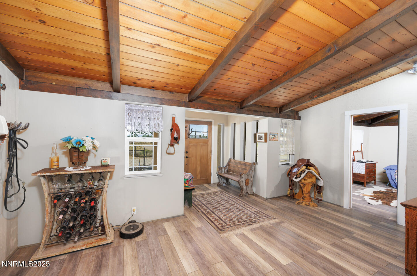 4525 Schurz Highway Property Photo 2