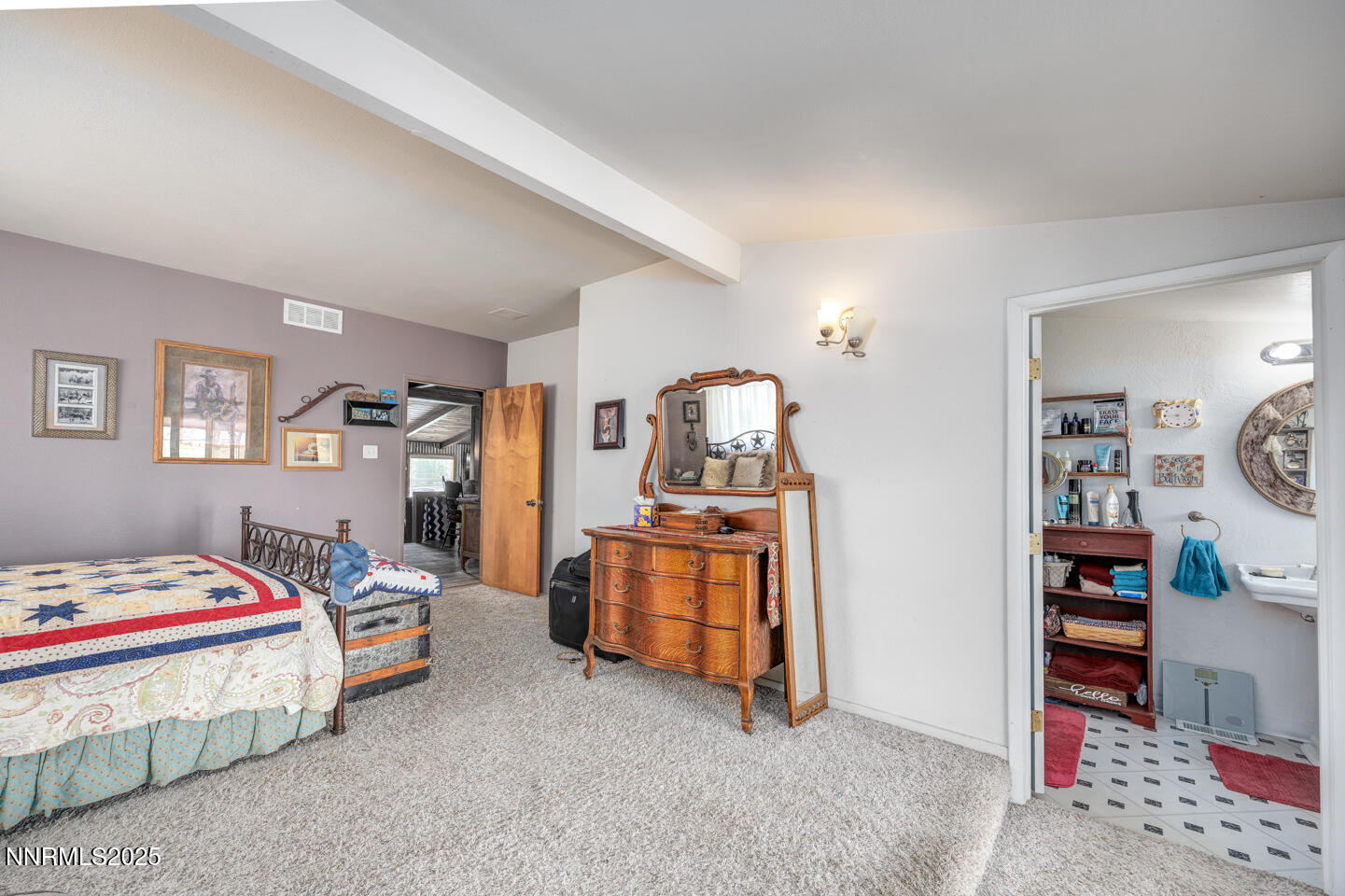 4525 Schurz Highway Property Photo 13