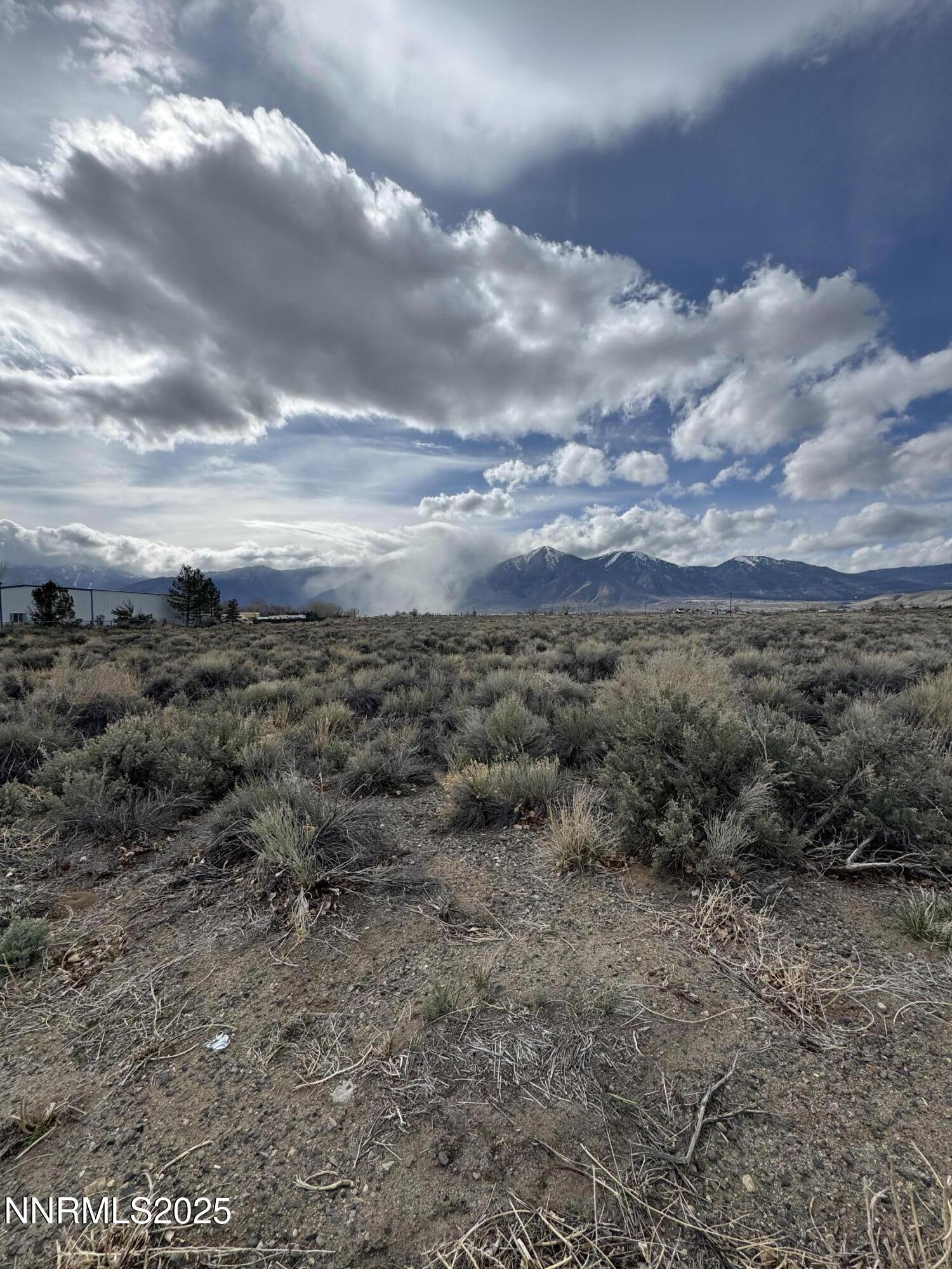 2590 Nowlin Road Property Photo 1