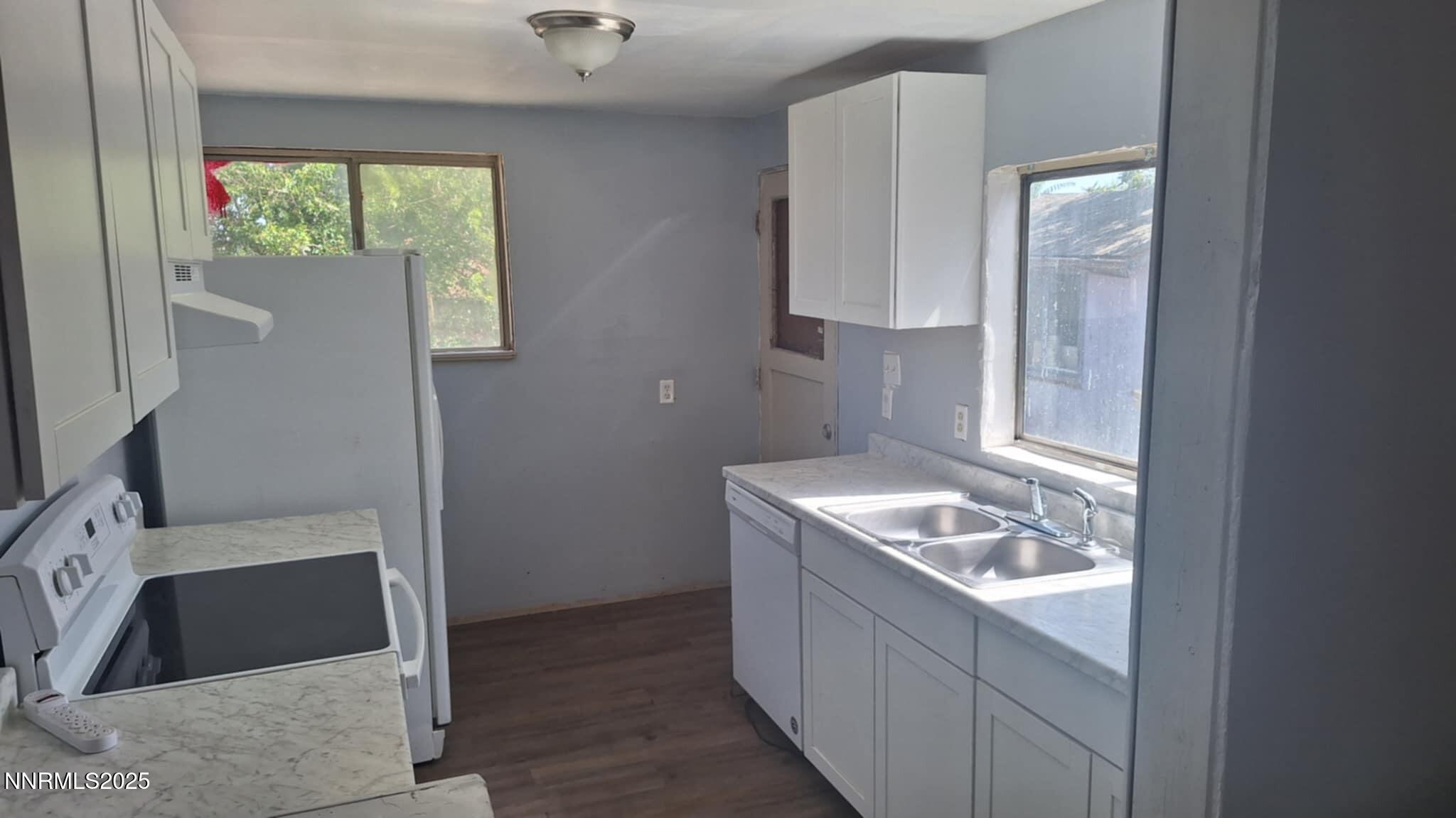 123 Hermansen Street Property Photo 6