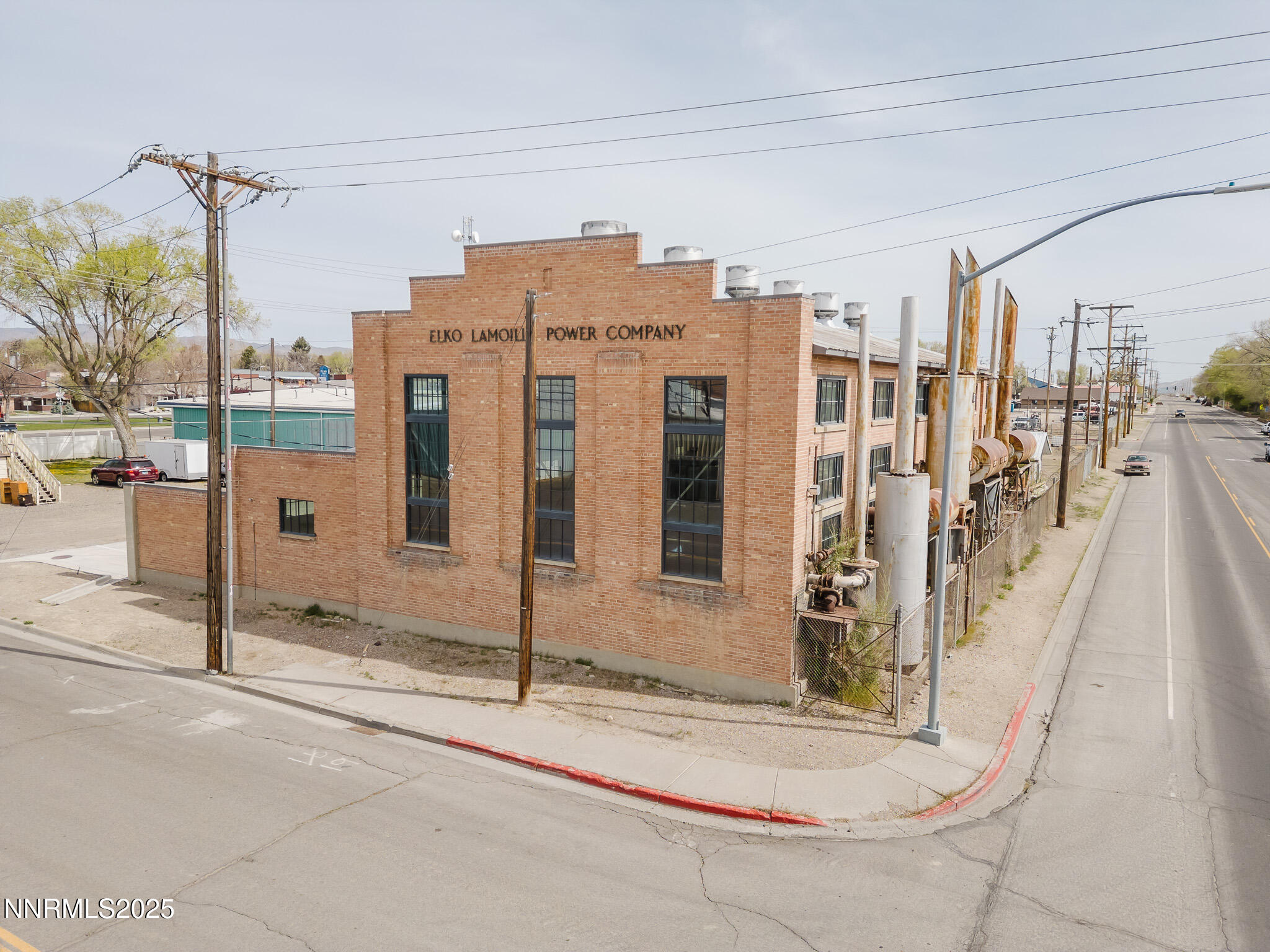 240 7th Street Property Photo 4