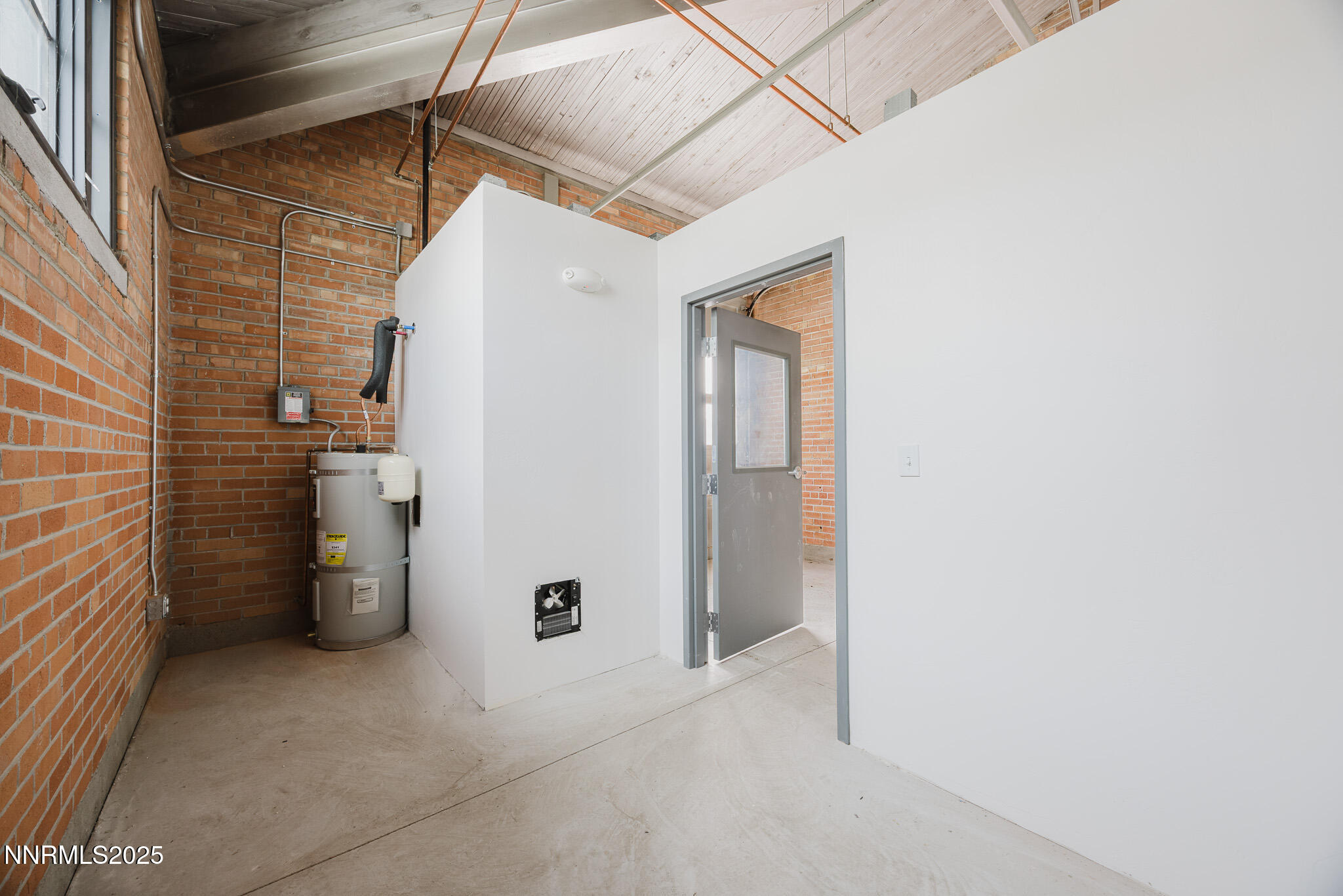 240 7th Street Property Photo 37