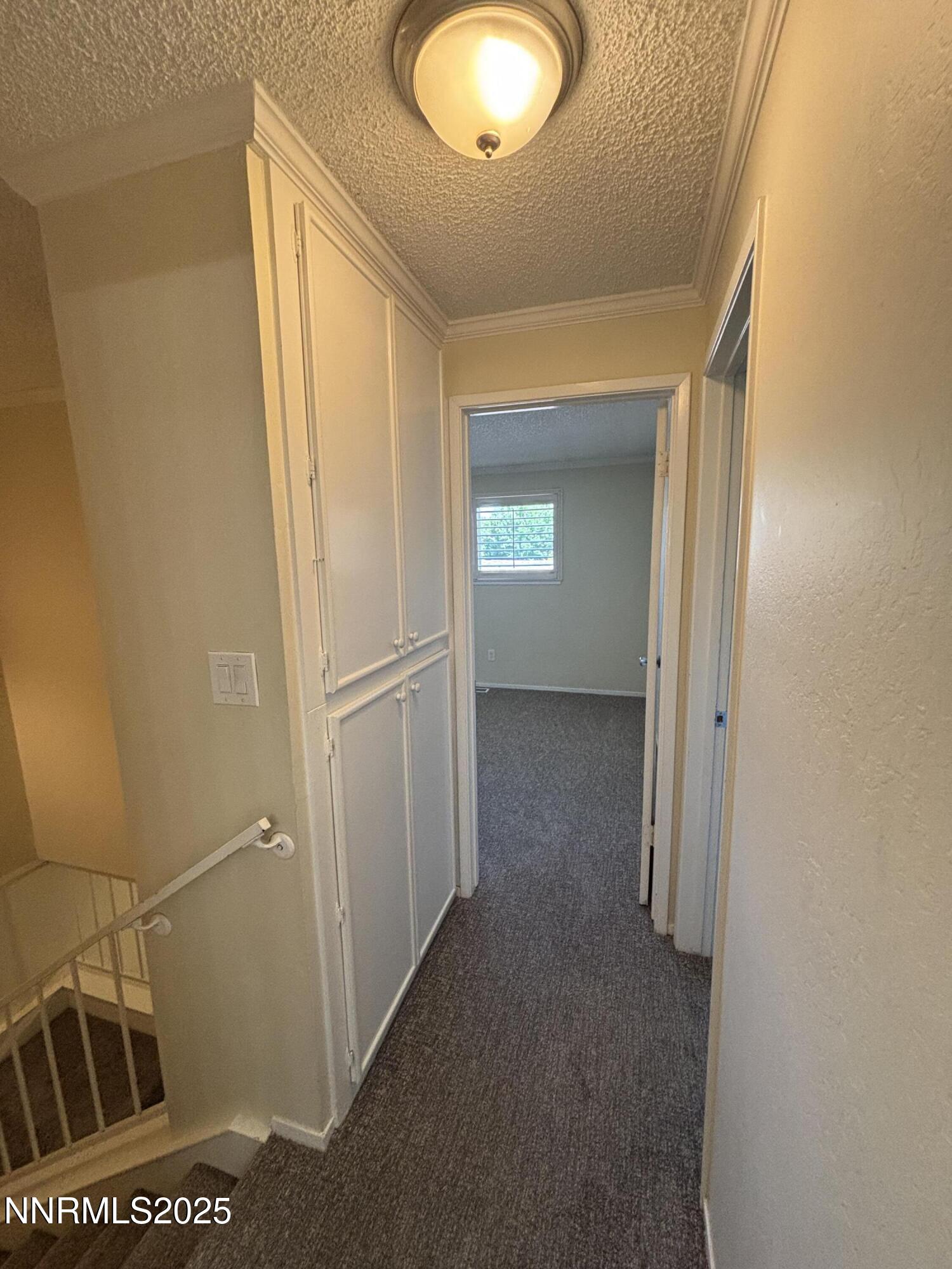 2412 Newcastle Way Property Photo 23